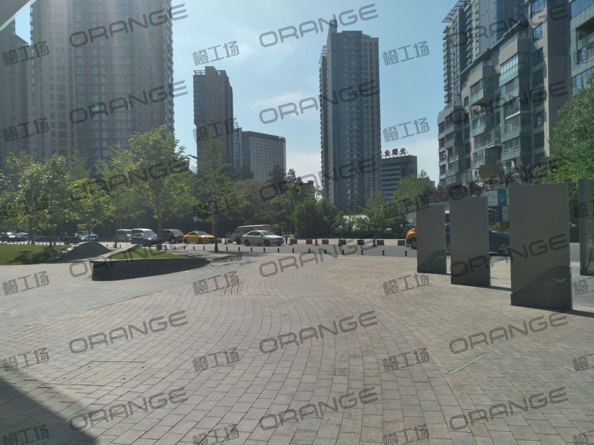 北京凤凰汇购物中心-室外北门门前3
