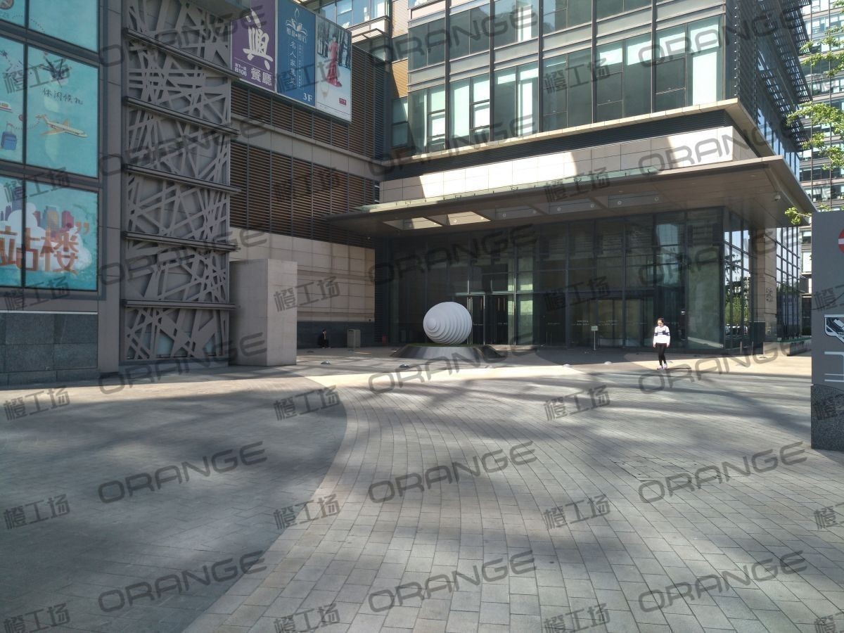 北京凤凰汇购物中心-室外西侧南门门前2