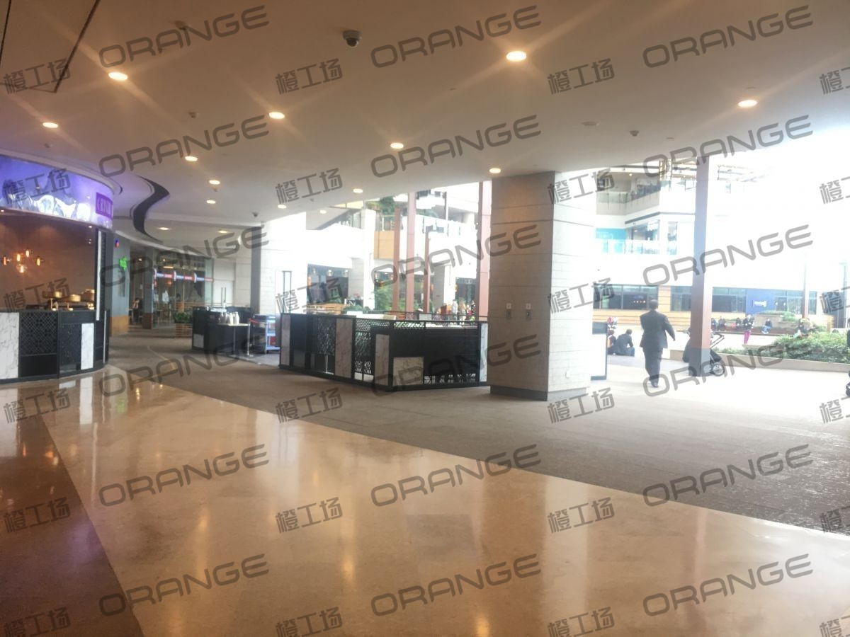 北京颐堤港-室内一楼东门南侧扶梯口前2