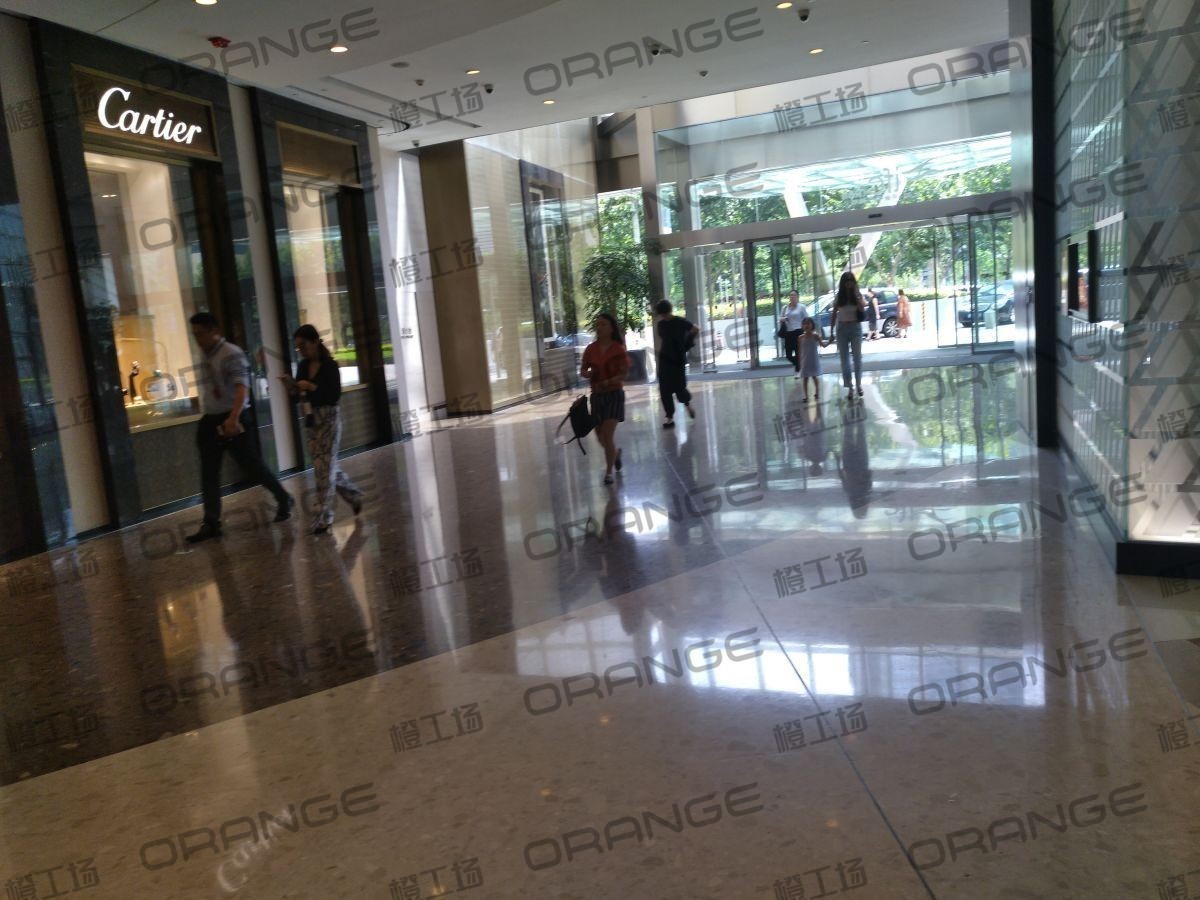 上海国际金融中心商场(IFC MALL)-室内东门内2