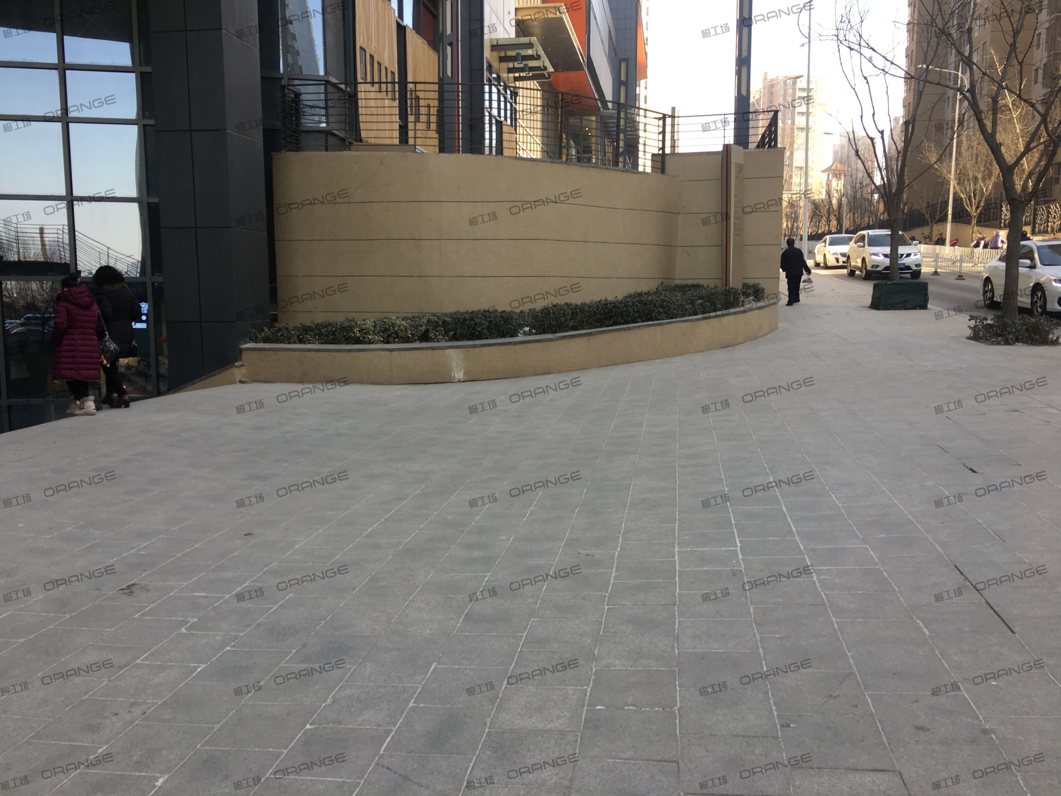 太原富力广场-室外B2西南门外2