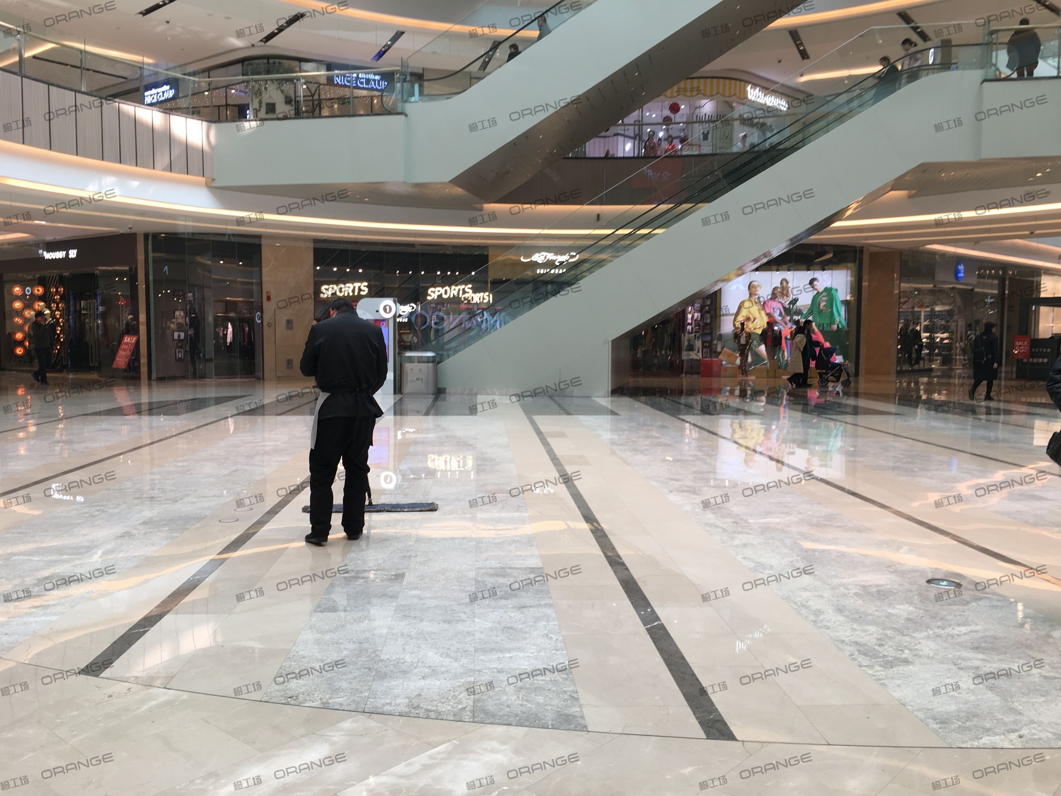 郑州CITYON熙地港-室内一层西侧中庭1