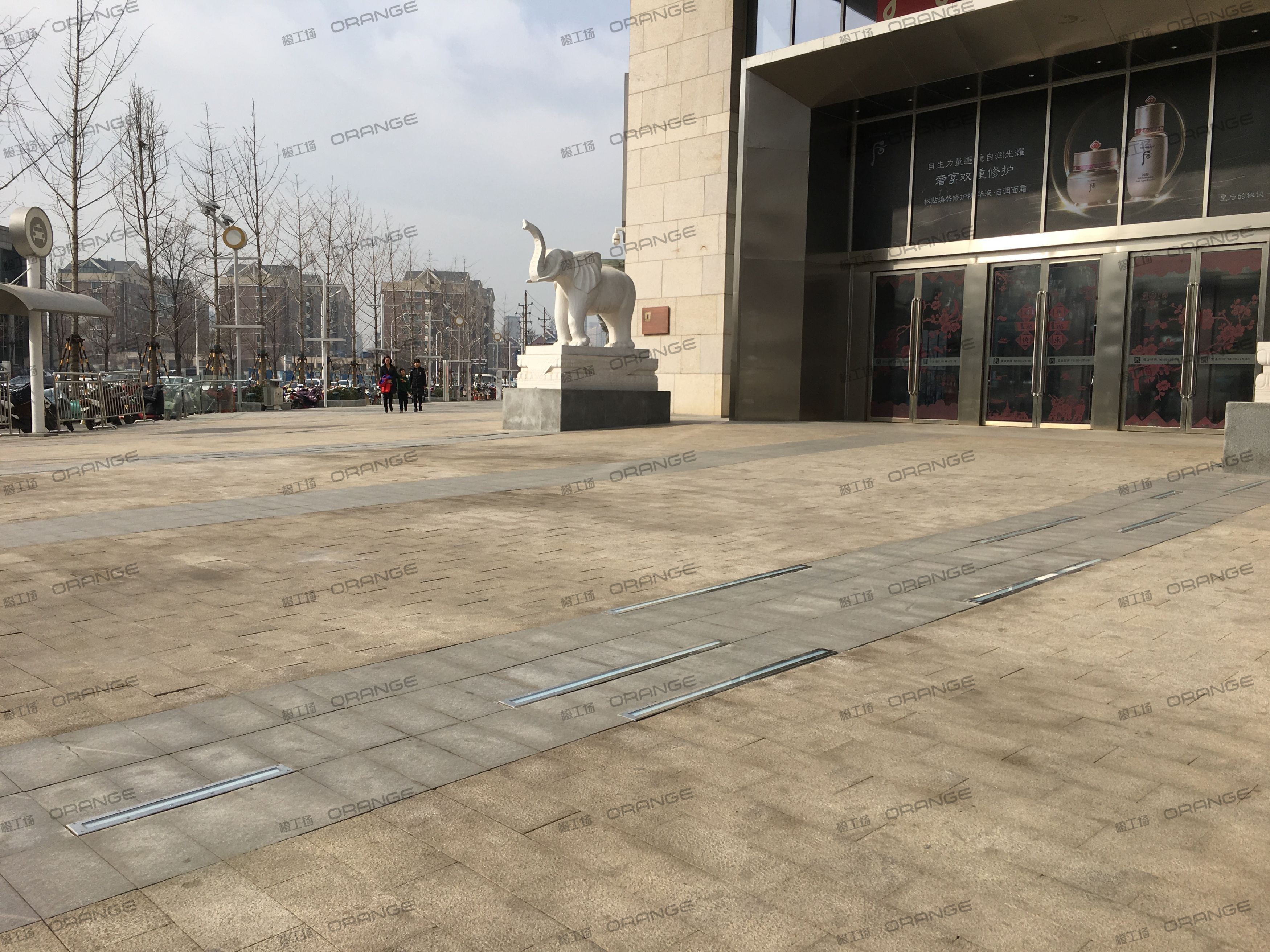 郑州CITYON熙地港-室外东南门前广场3