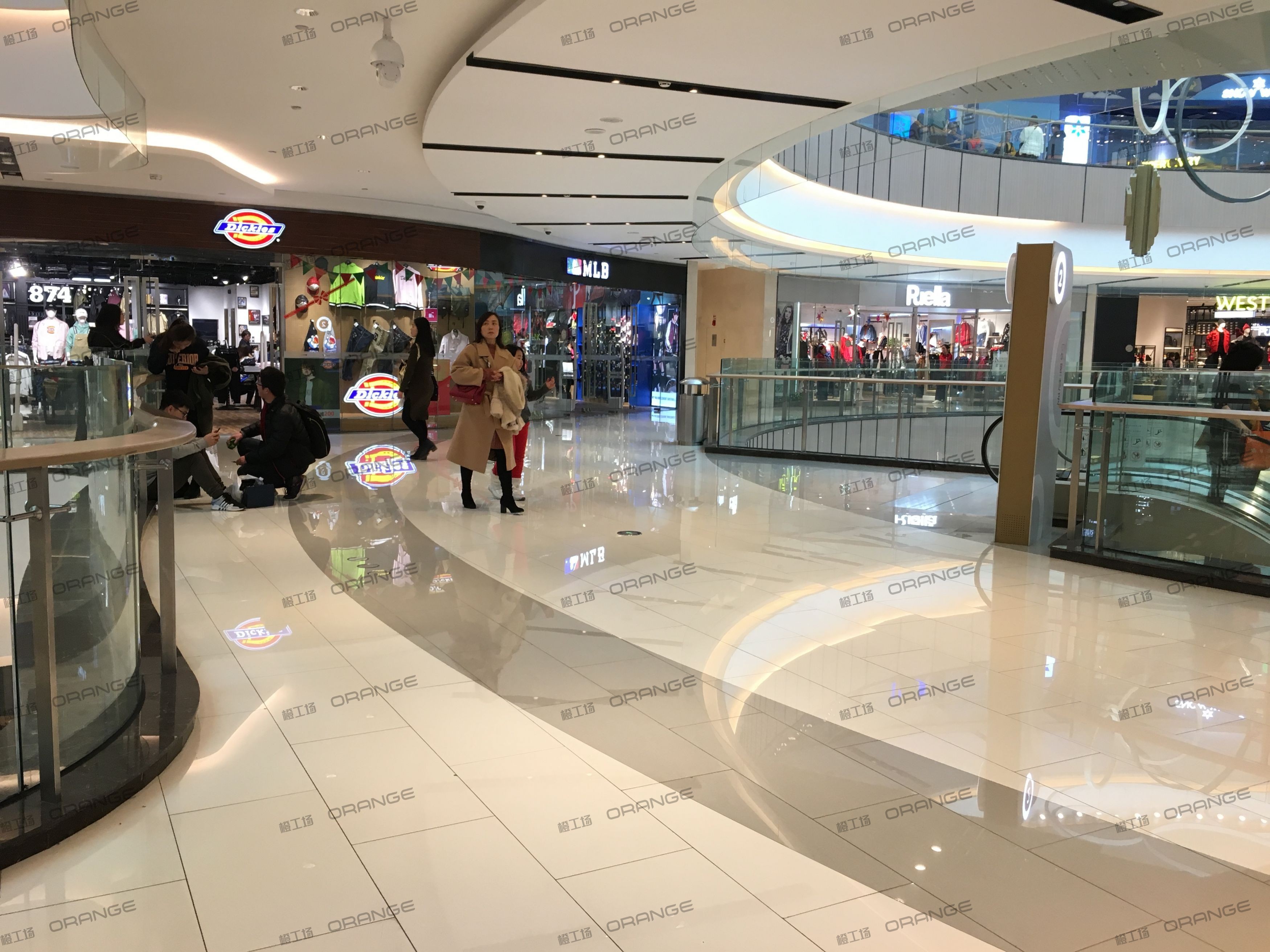 郑州CITYON熙地港-室内二层西侧中庭环廊东1
