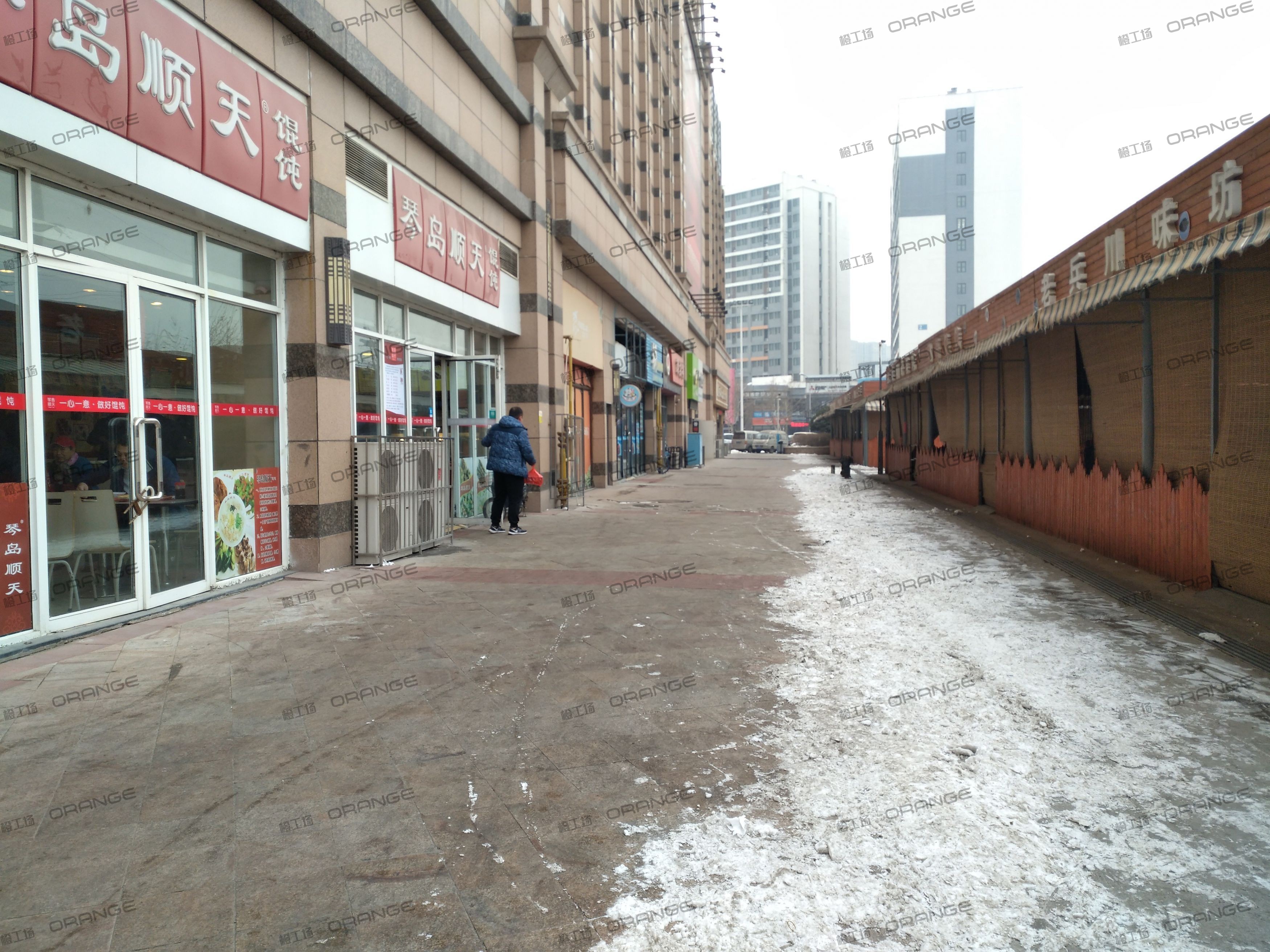 青岛宝龙城市广场（李沧店）-室外北侧西走廊2