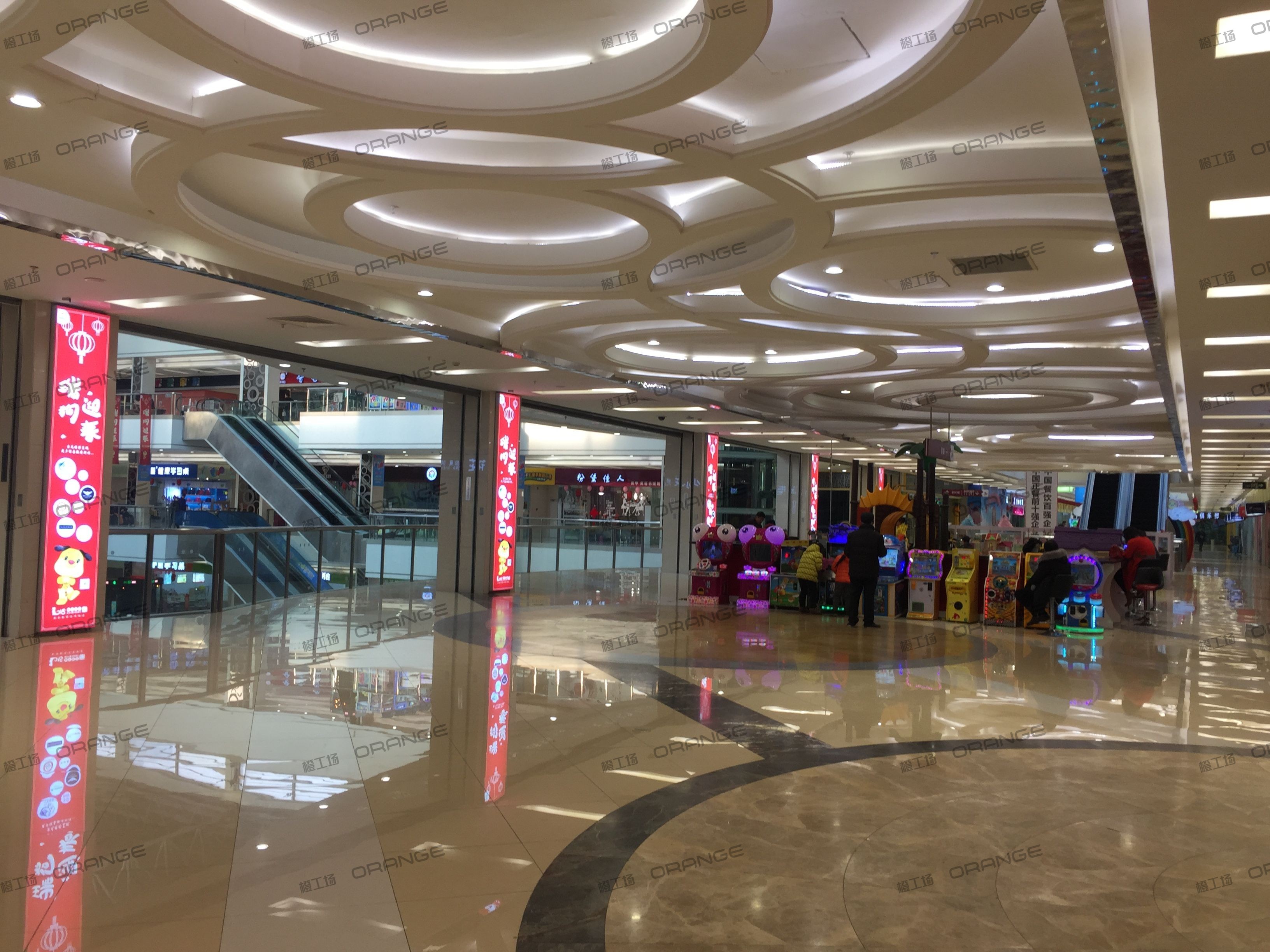 青岛宝龙城市广场（李沧店）-室内三层中部扶梯东4