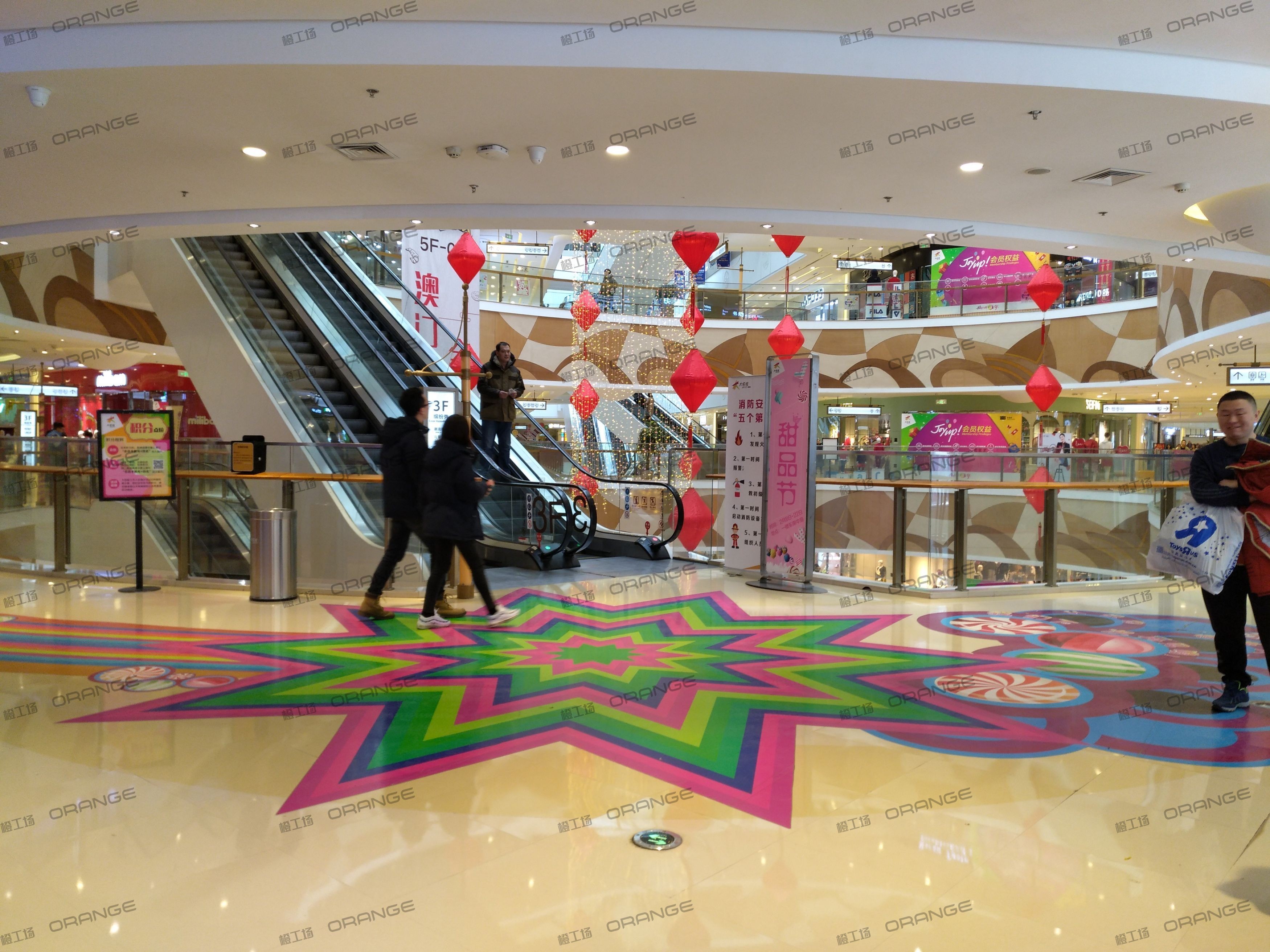 烟台大悦城-室内三层西侧中庭西南侧1