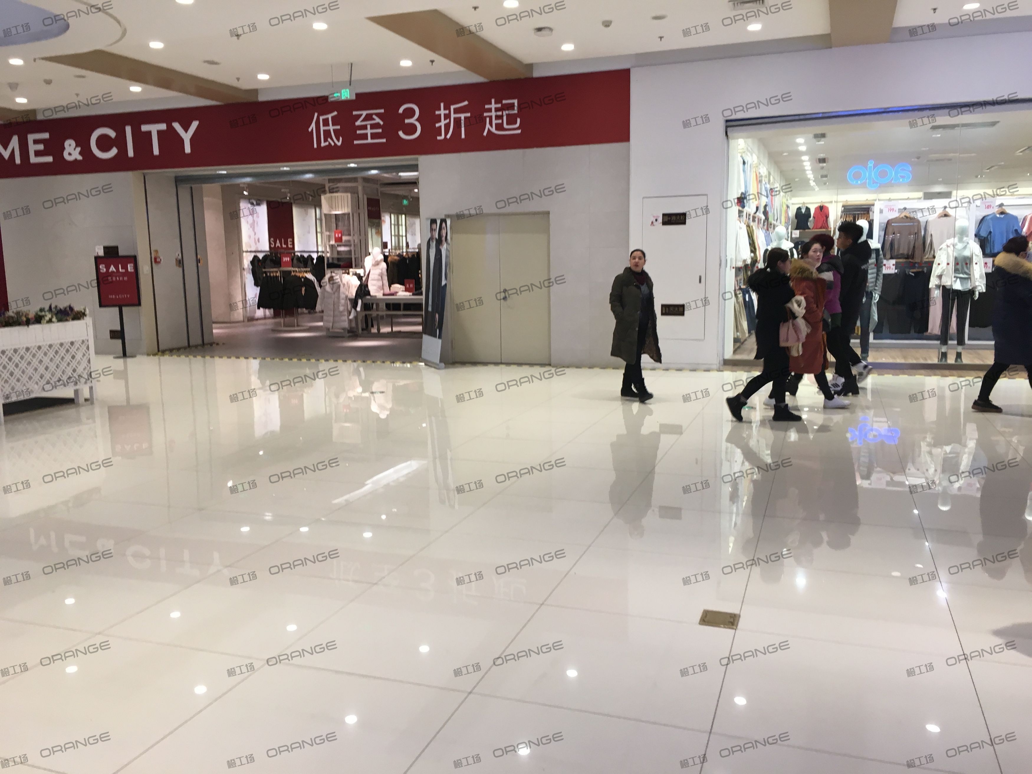 烟台大悦城-室内一层服务台南侧2