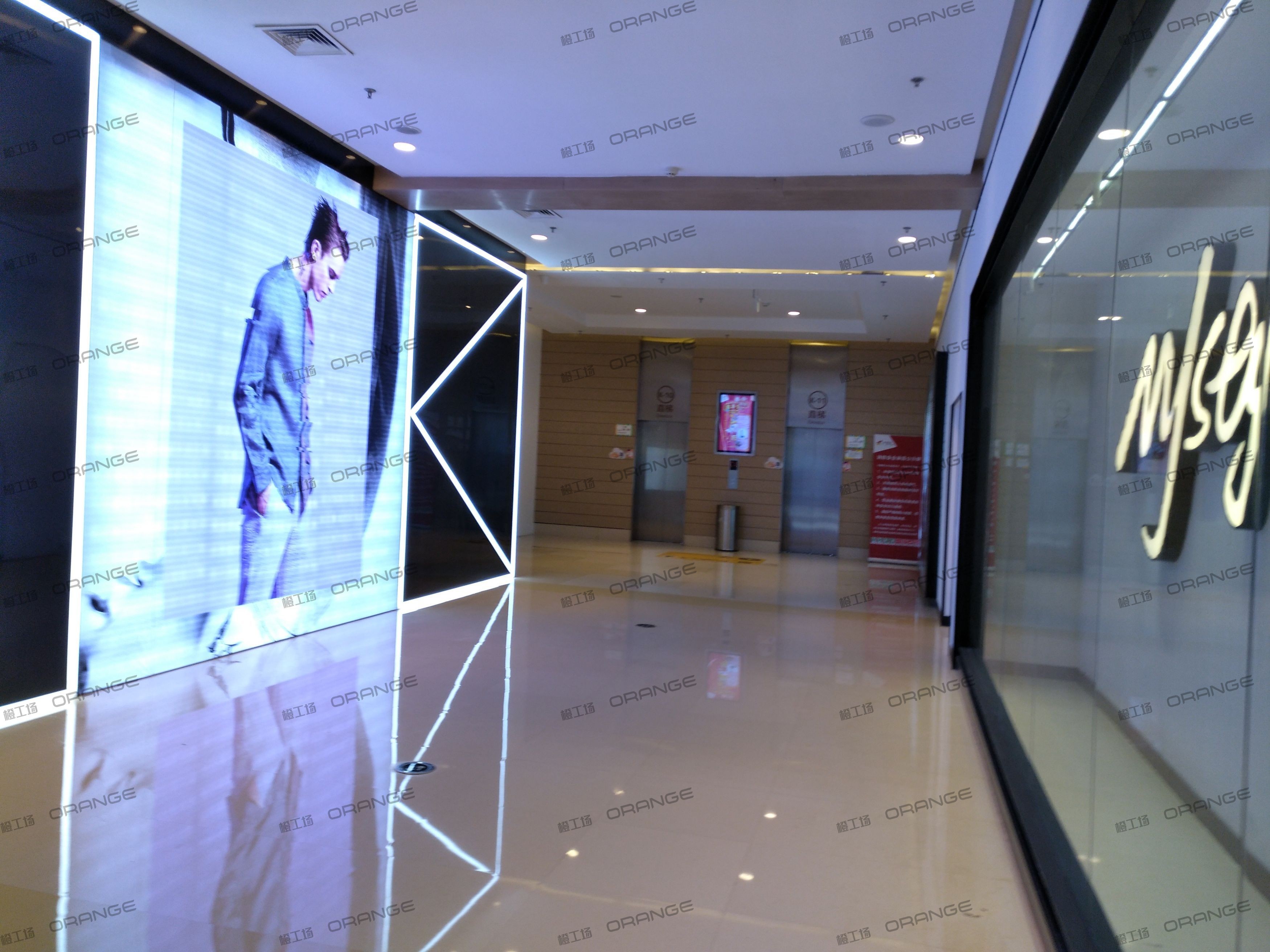 烟台大悦城-室内二层东北k10k11直梯前4