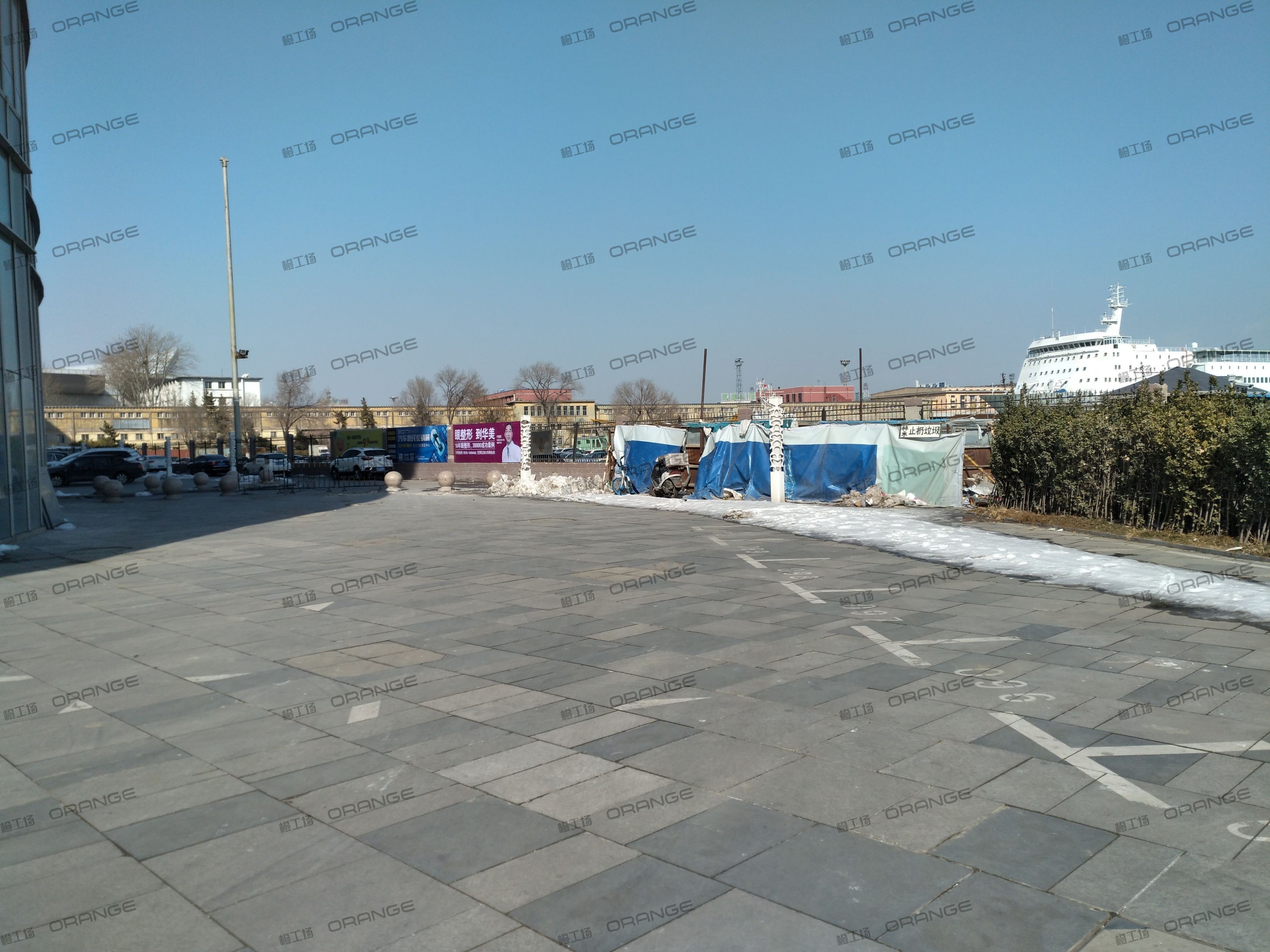 烟台大悦城-室外东北走廊3