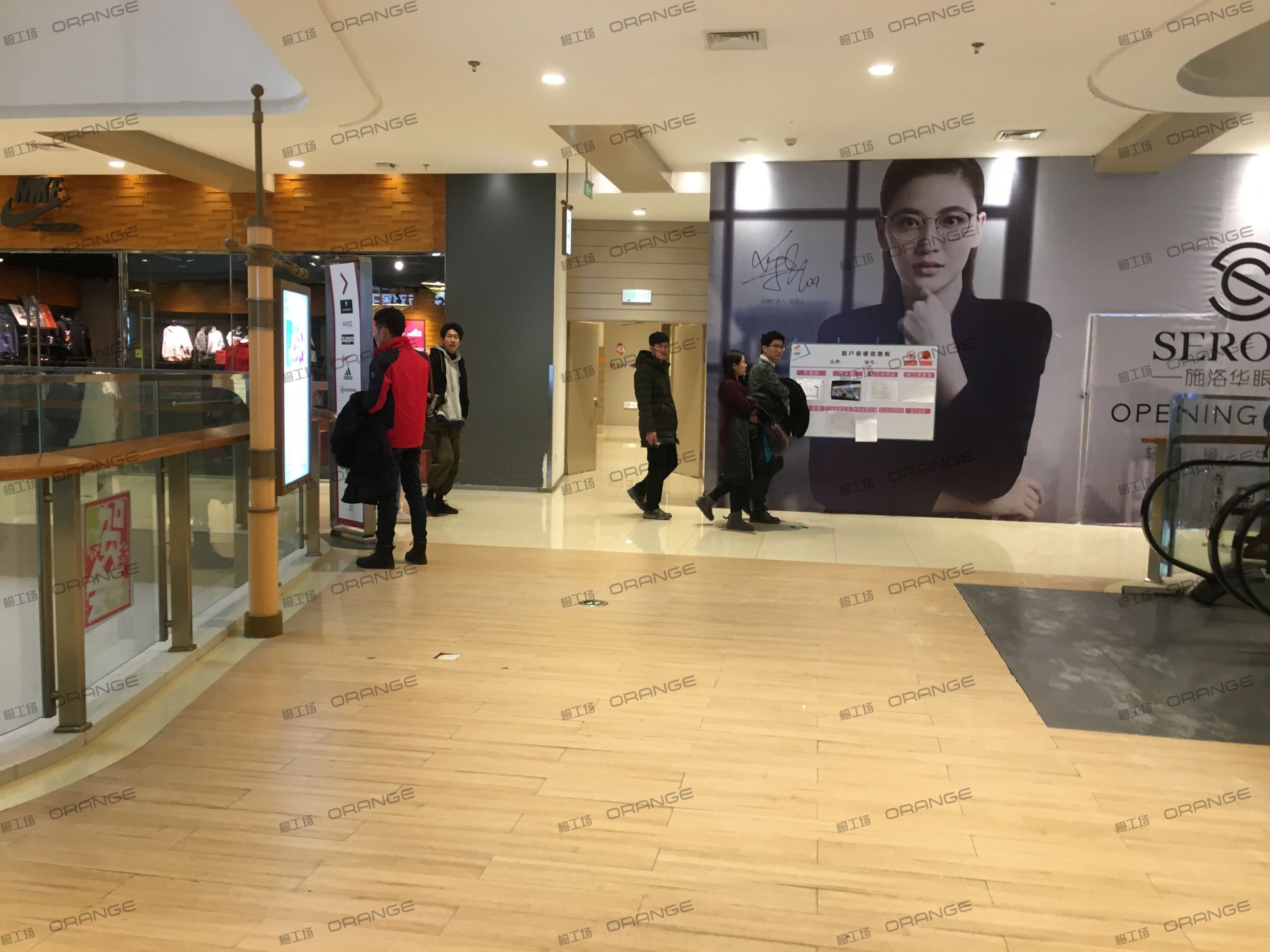 烟台大悦城-室内四层北扶梯东走廊2