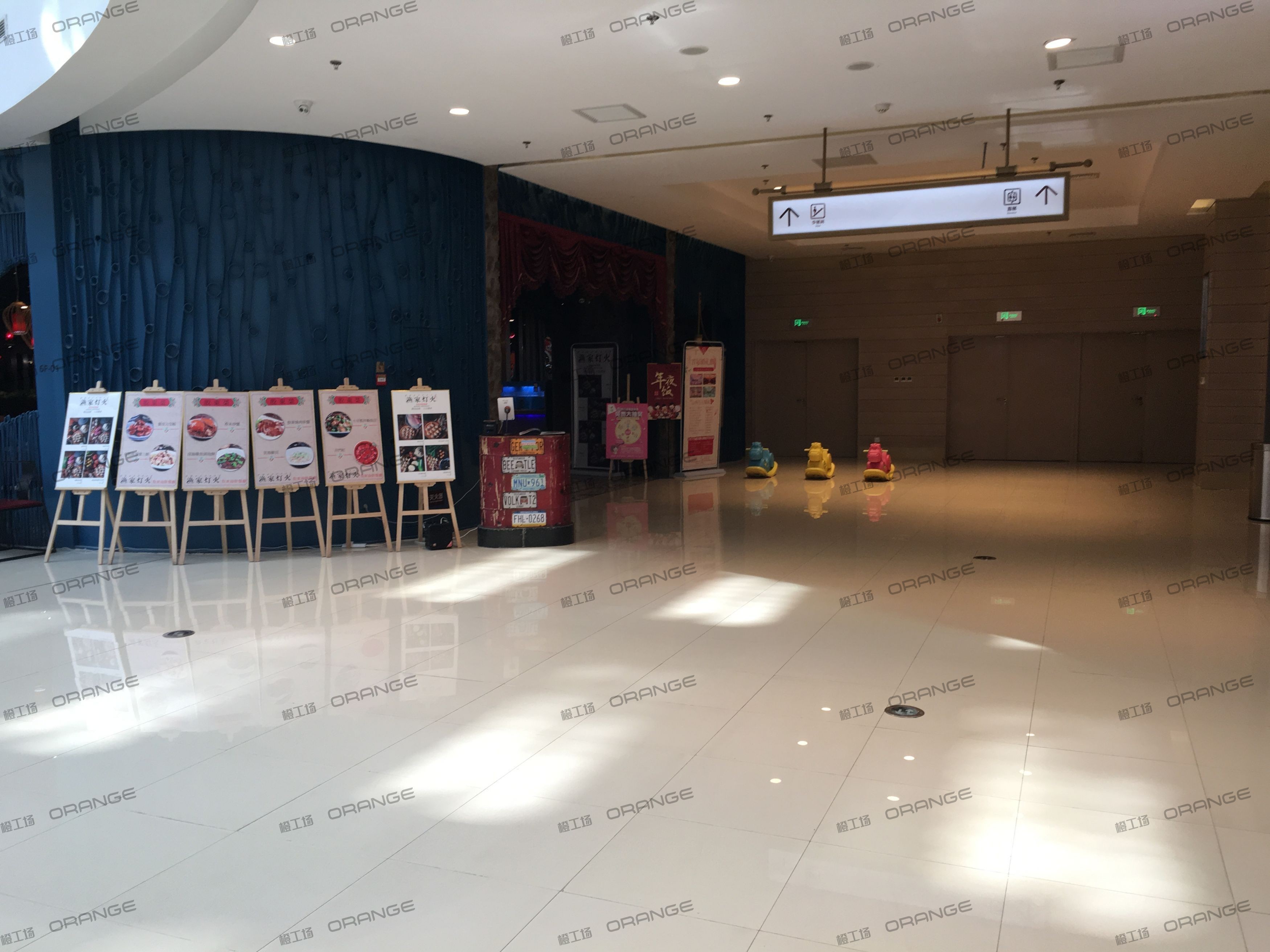 烟台大悦城-室内六层西侧直梯南侧1