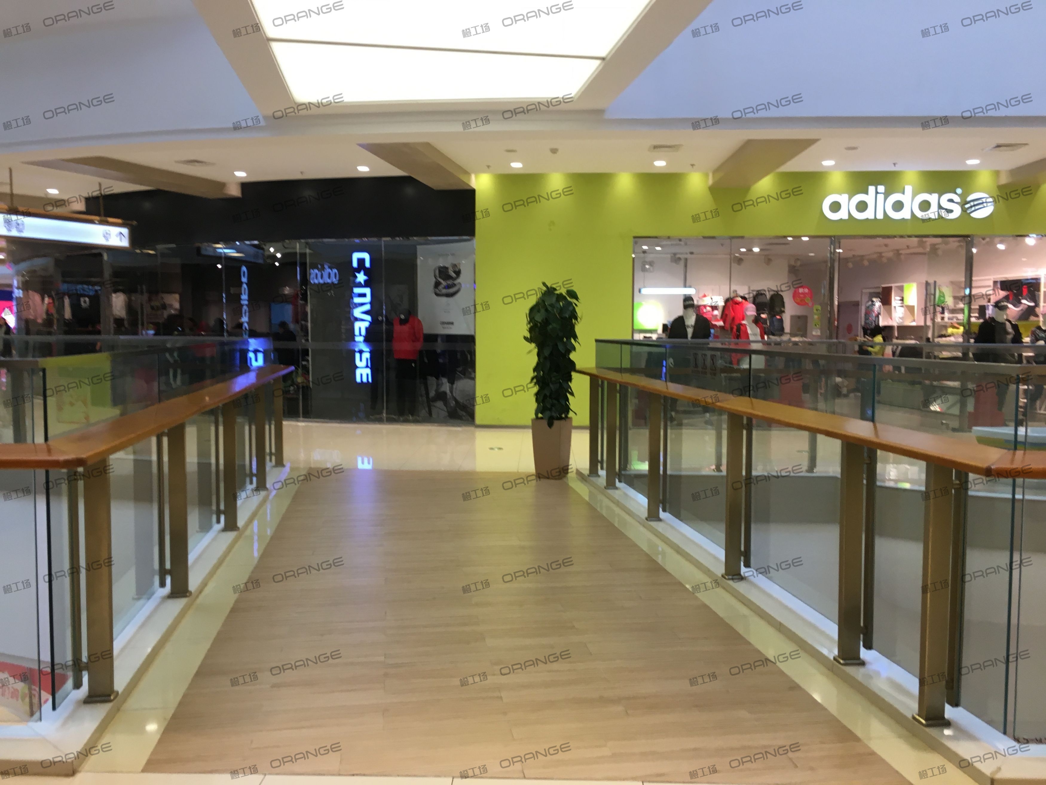 烟台大悦城-室内四层东北走廊1