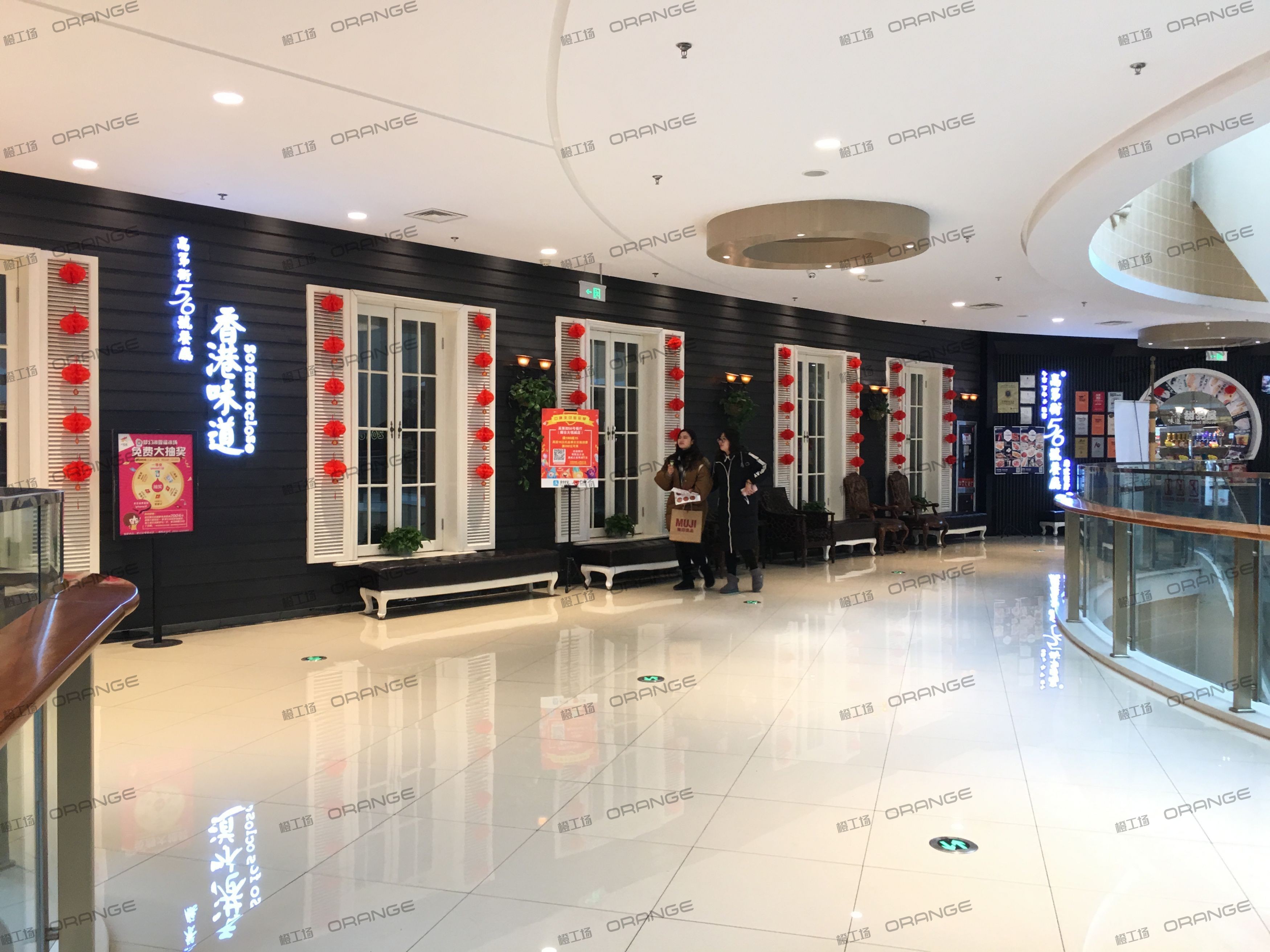 烟台大悦城-室内五层东南侧扶梯环廊东4