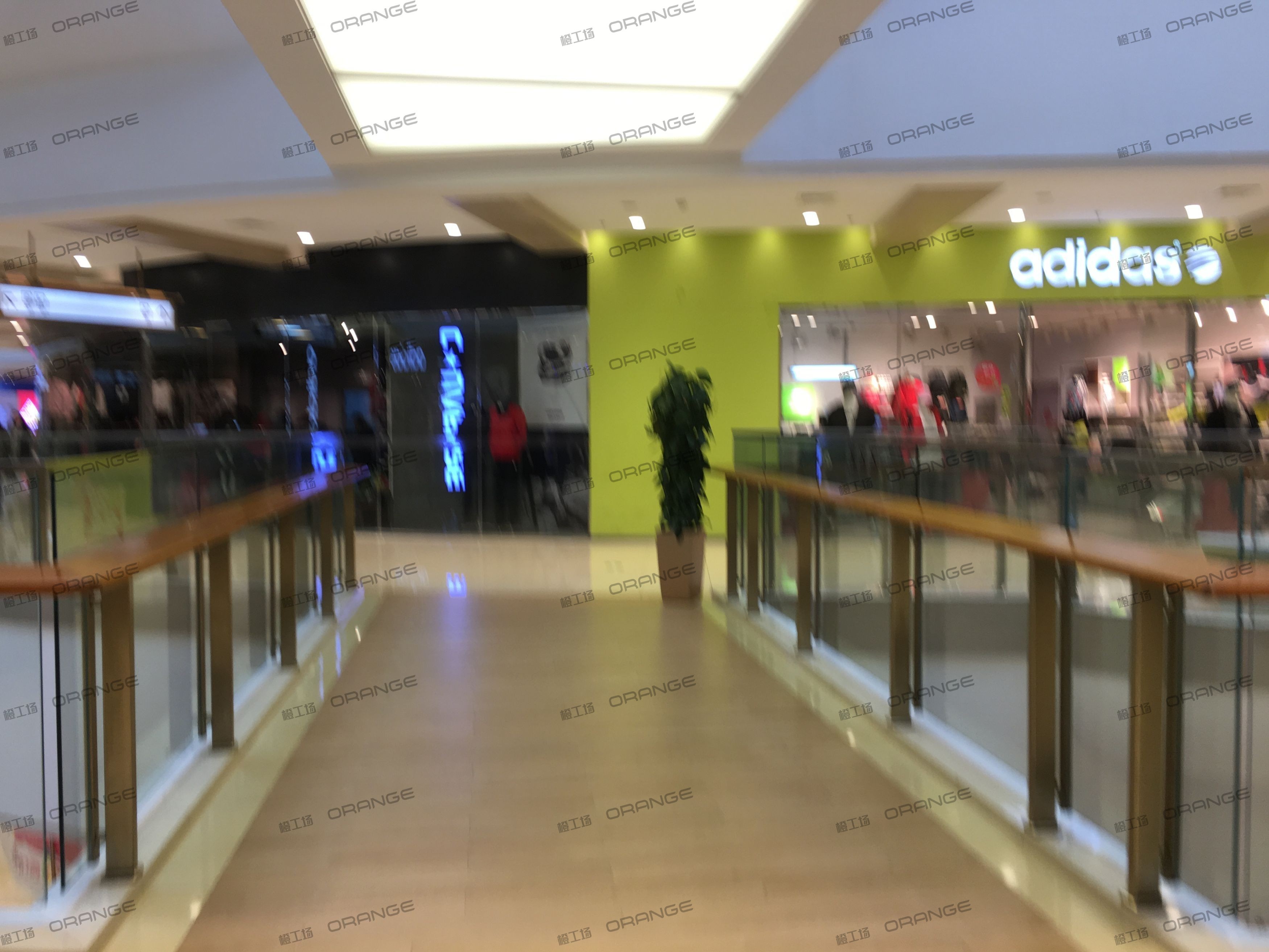 烟台大悦城-室内四层东北走廊3