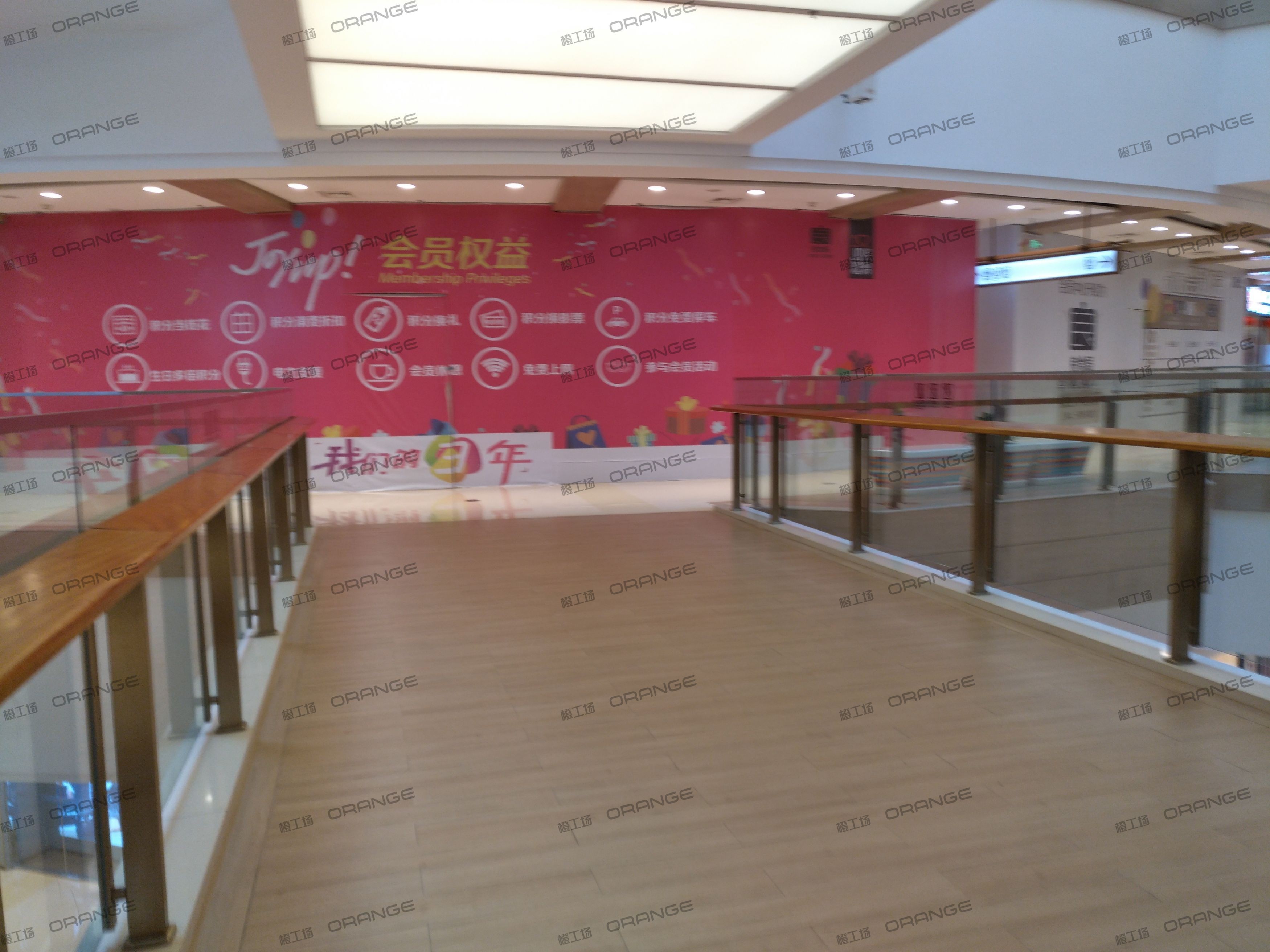 烟台大悦城-室内三层东侧间环廊间3