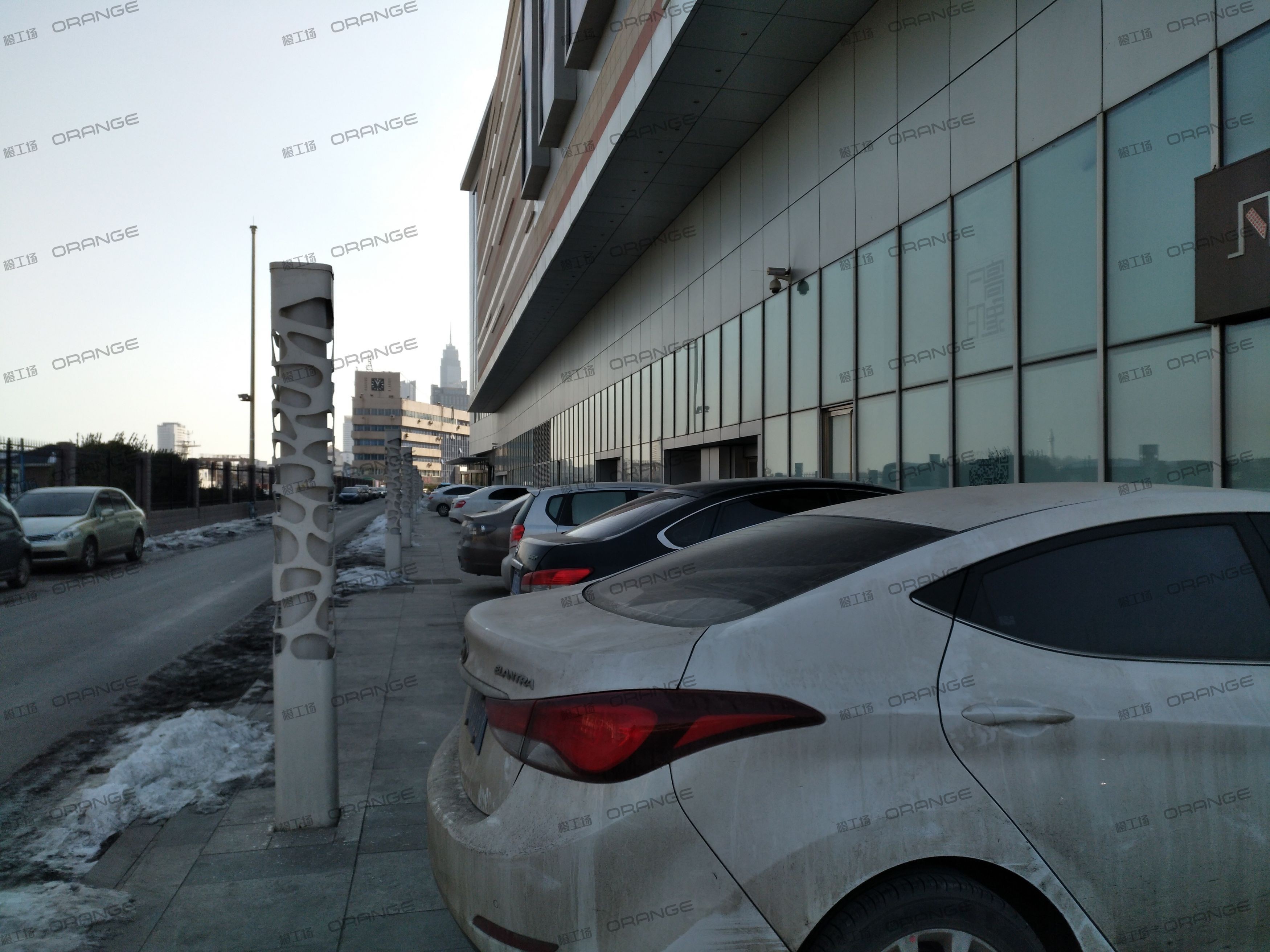 烟台大悦城-室外北侧西走廊3