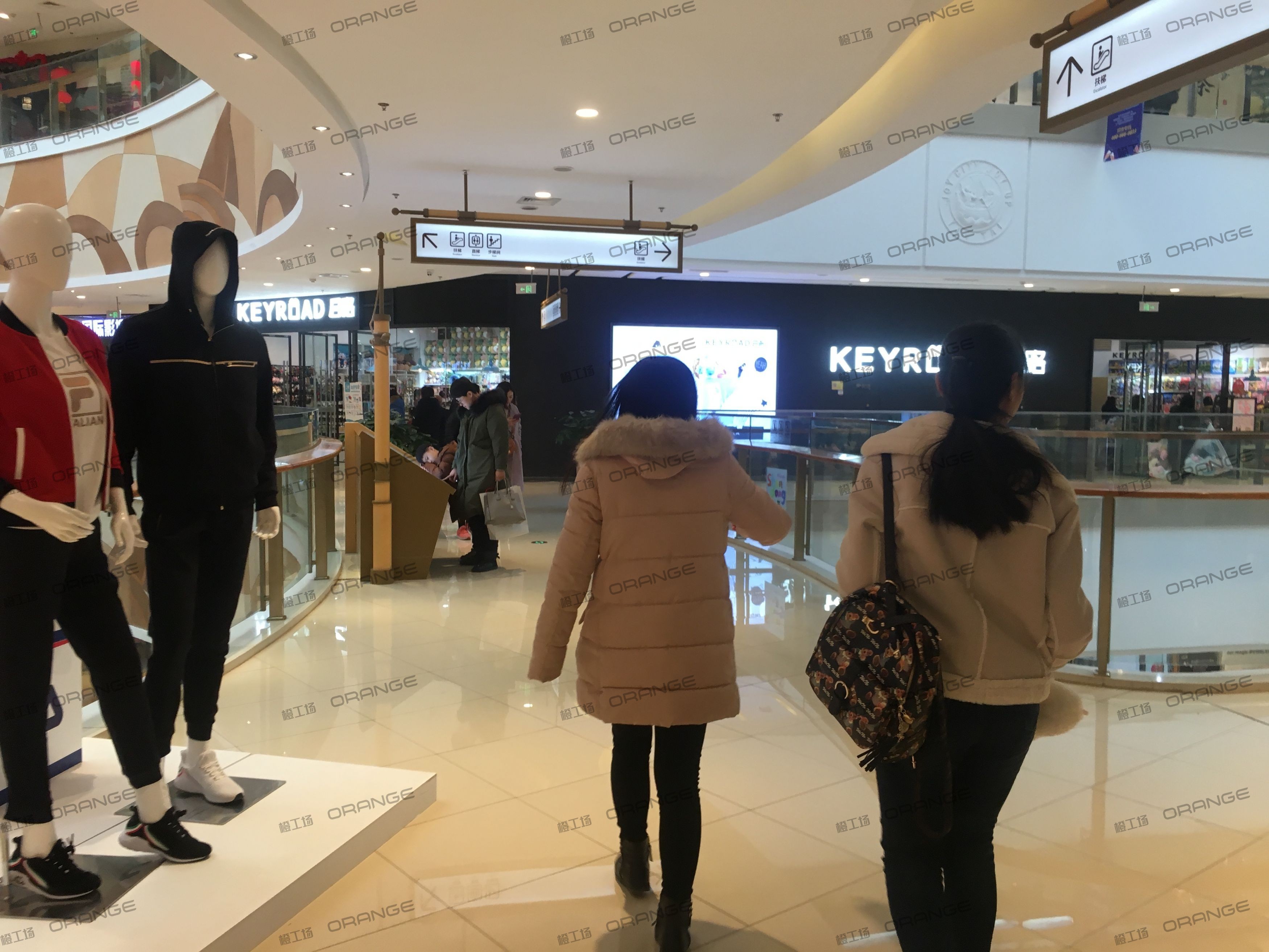 烟台大悦城-室内四层西南环廊东走廊2