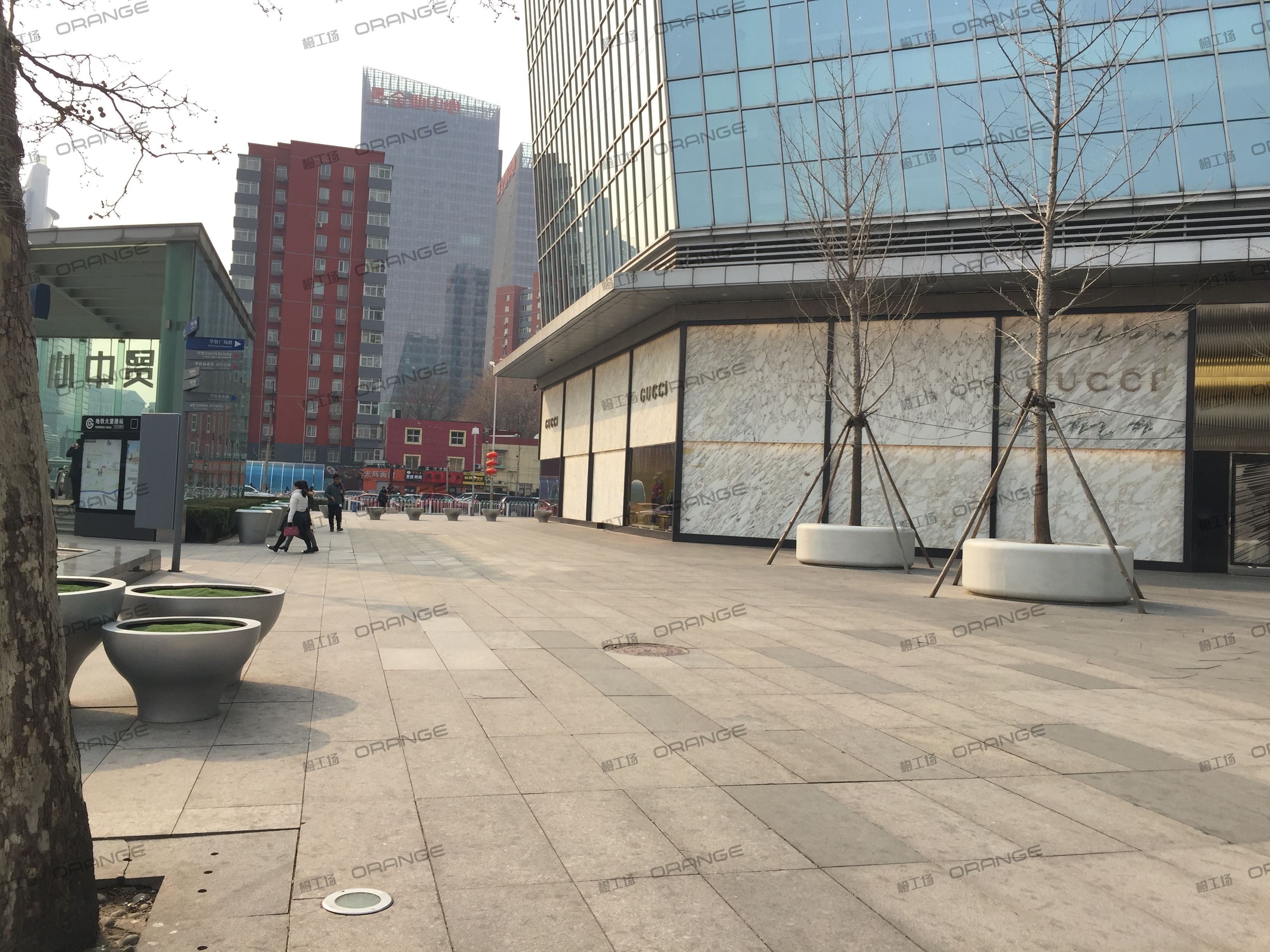 北京SKP（原北京新光天地）-室外古驰南侧到苹果南侧走廊3