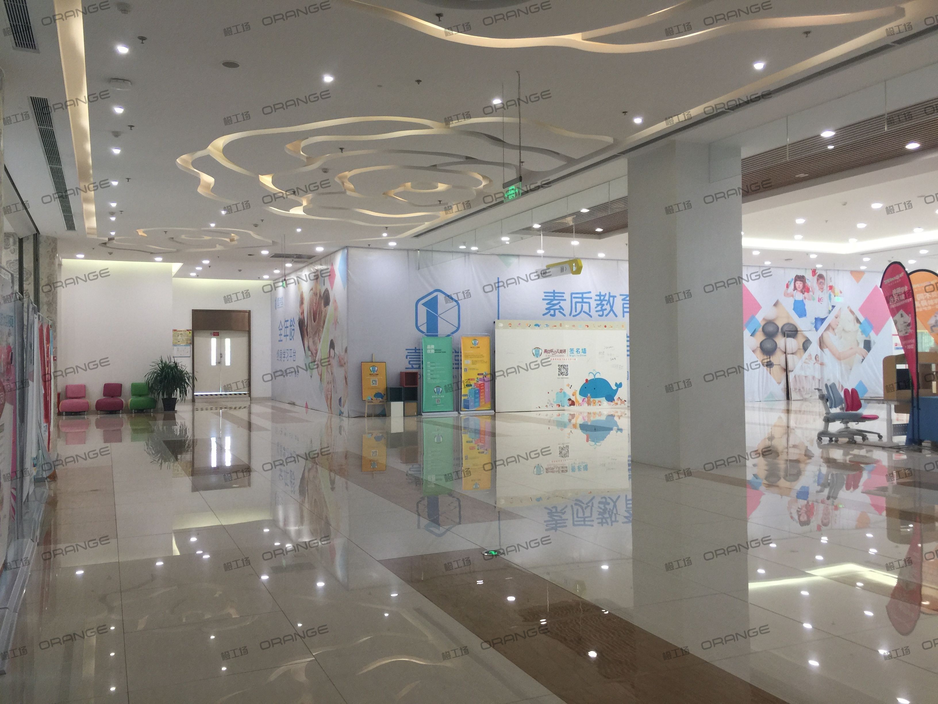 西安壹洋堂-室内一层中部扶梯南4