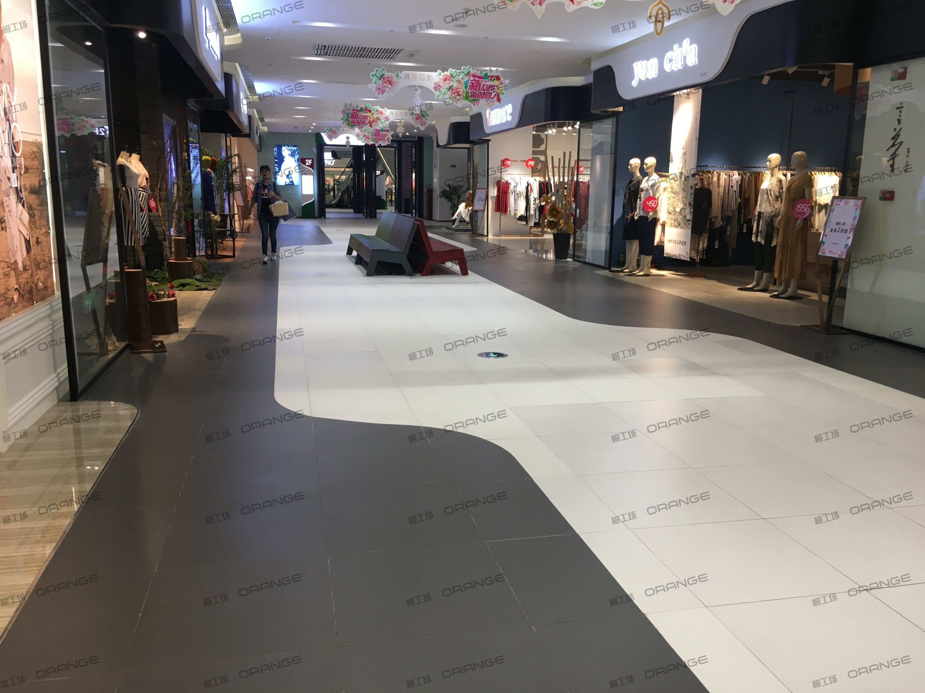 西安砂之船奥特莱斯-室内二层西侧南走廊4