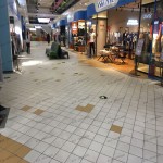 西安砂之船奥特莱斯-室内B1长廊44