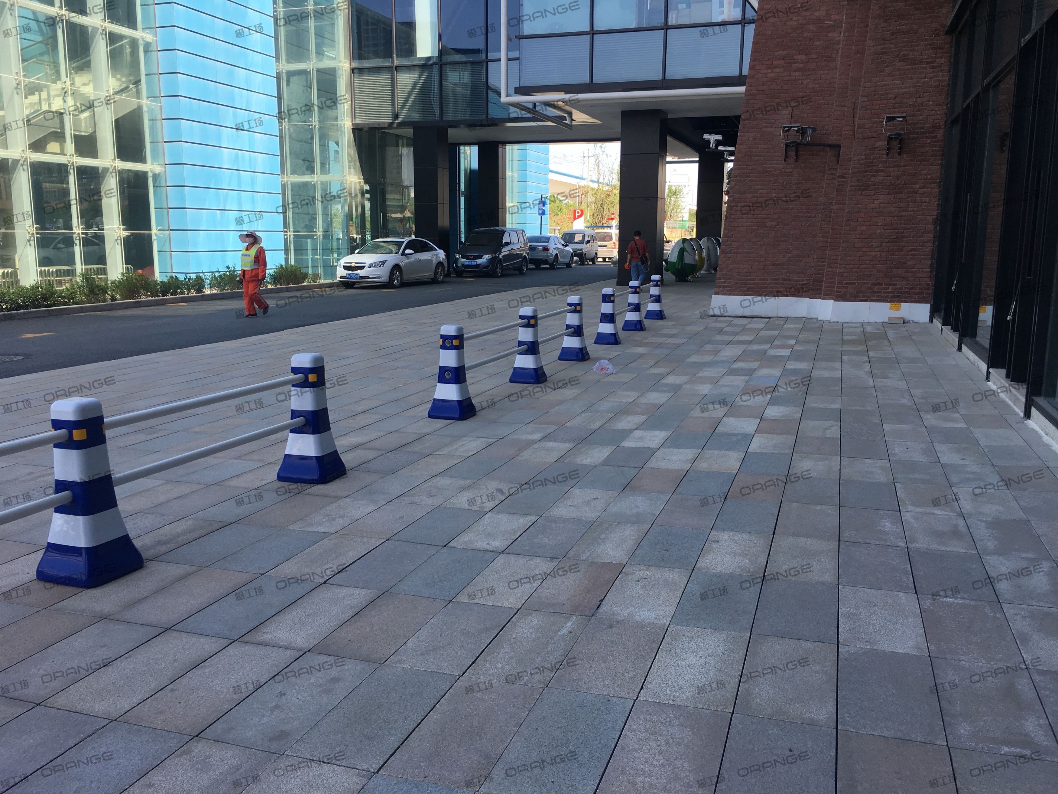 西安砂之船奥特莱斯-室外南侧走廊4