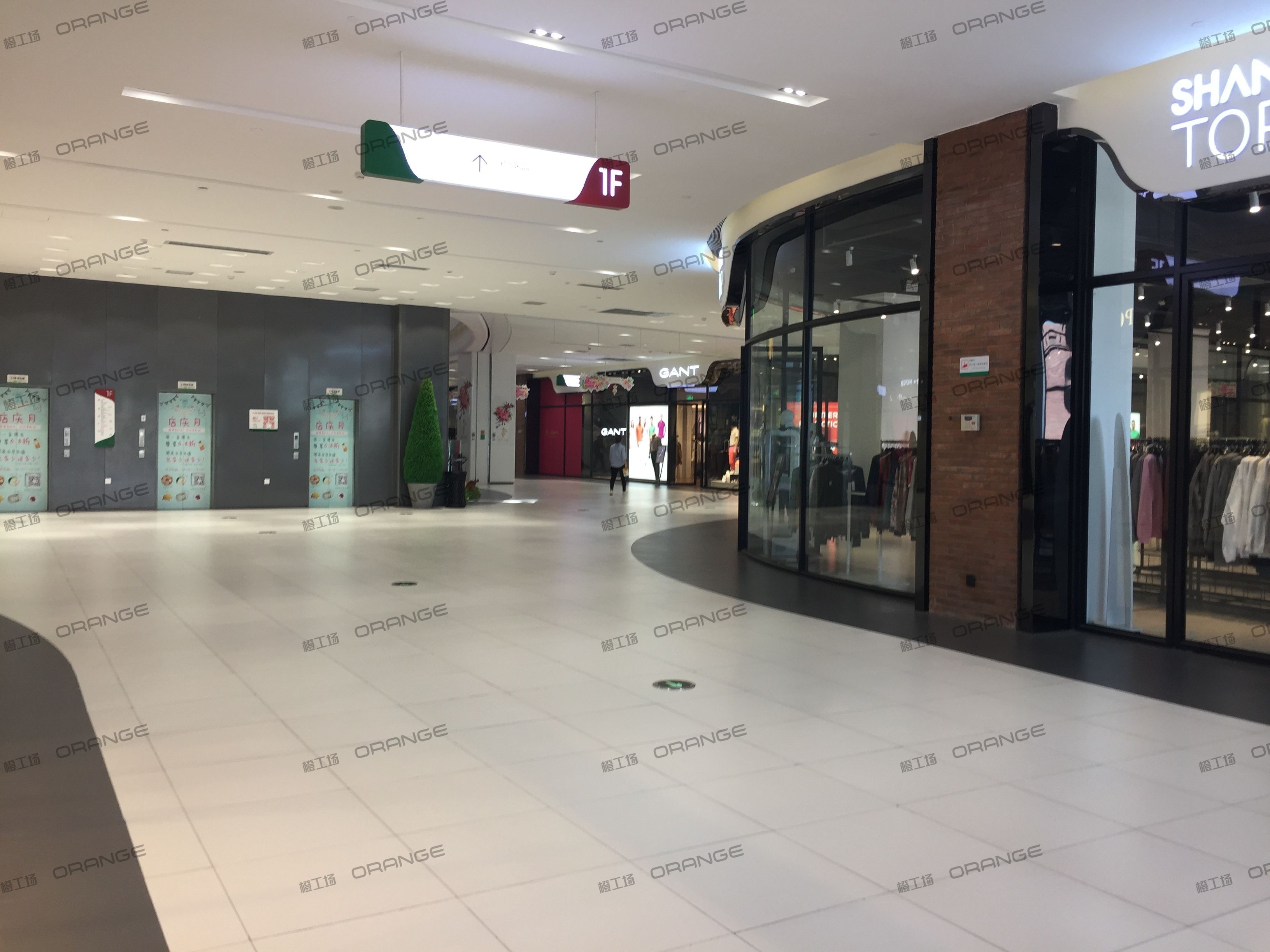 西安砂之船奥特莱斯-室内一层北入口1