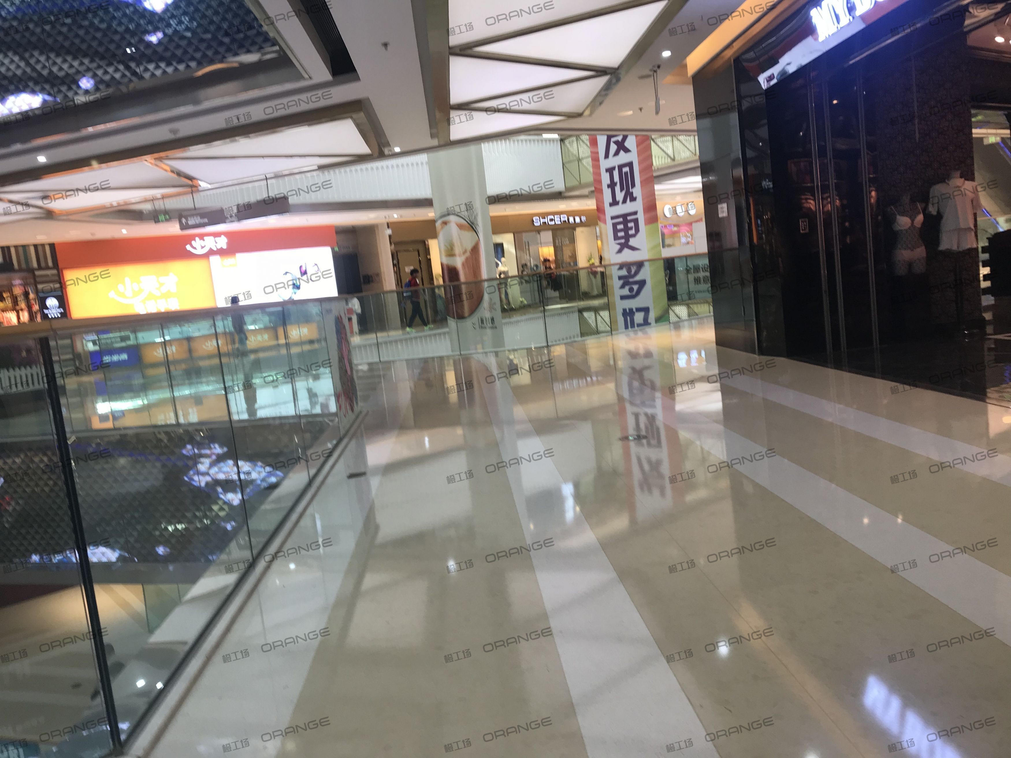 成都金牛万达广场-室内三层东北侧中庭环廊南2