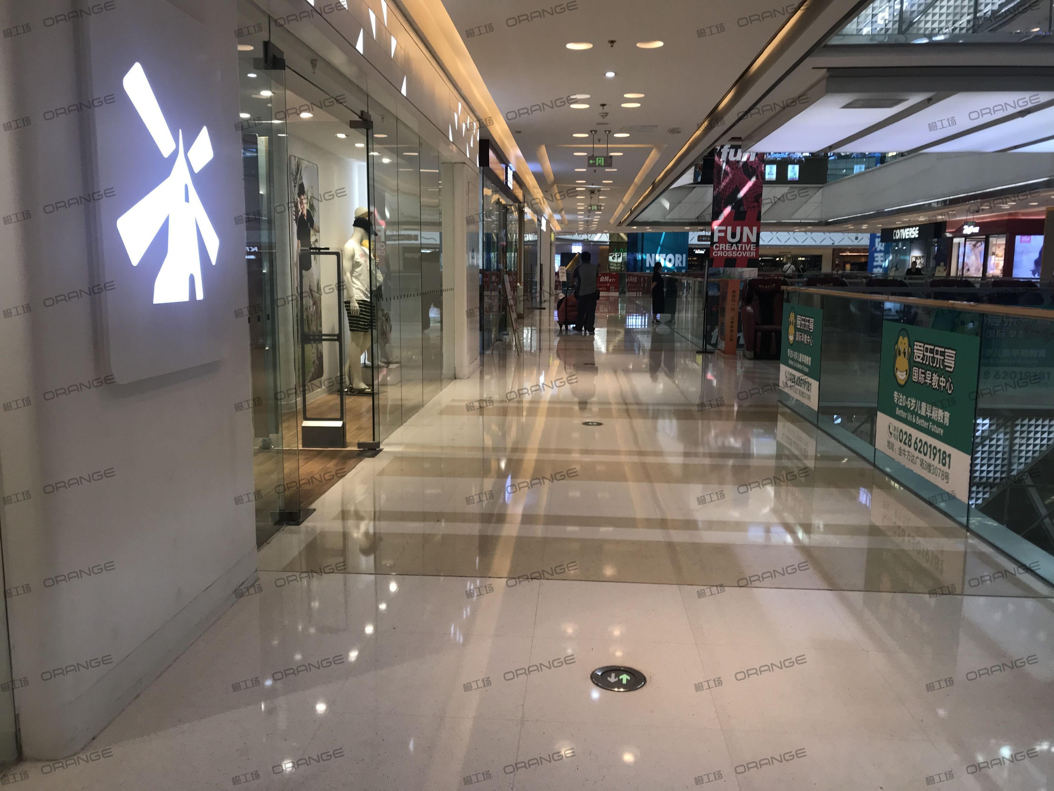 成都金牛万达广场-室内三层西侧电梯北二4