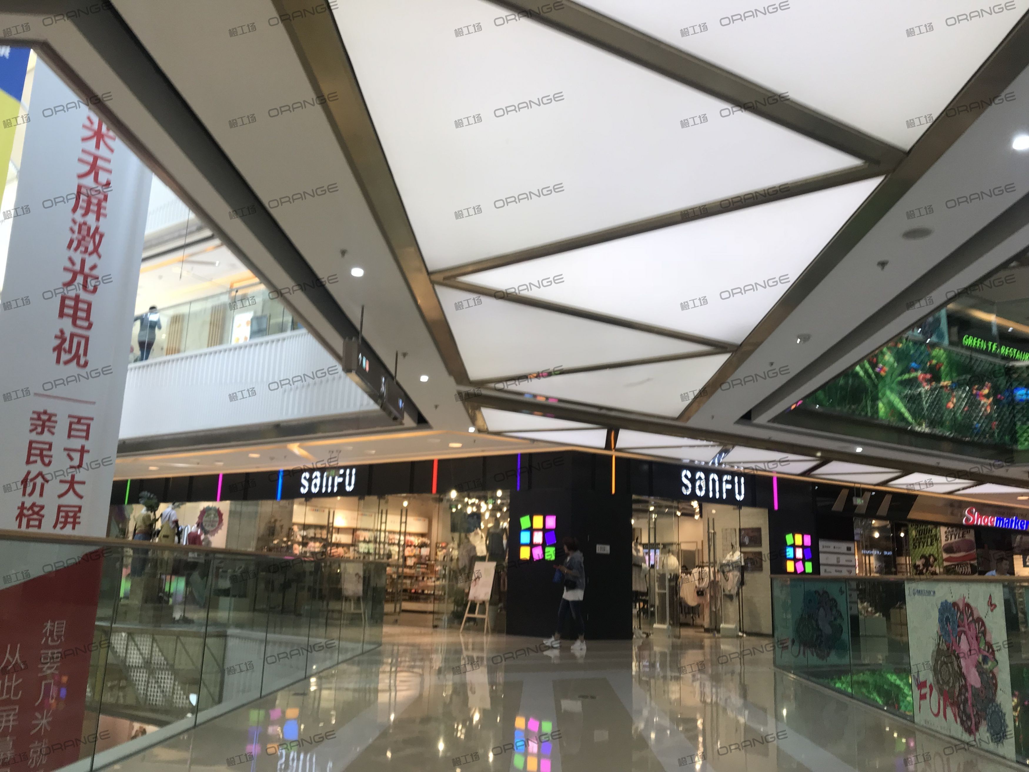 成都金牛万达广场-室内三层东北侧中庭环廊西南1
