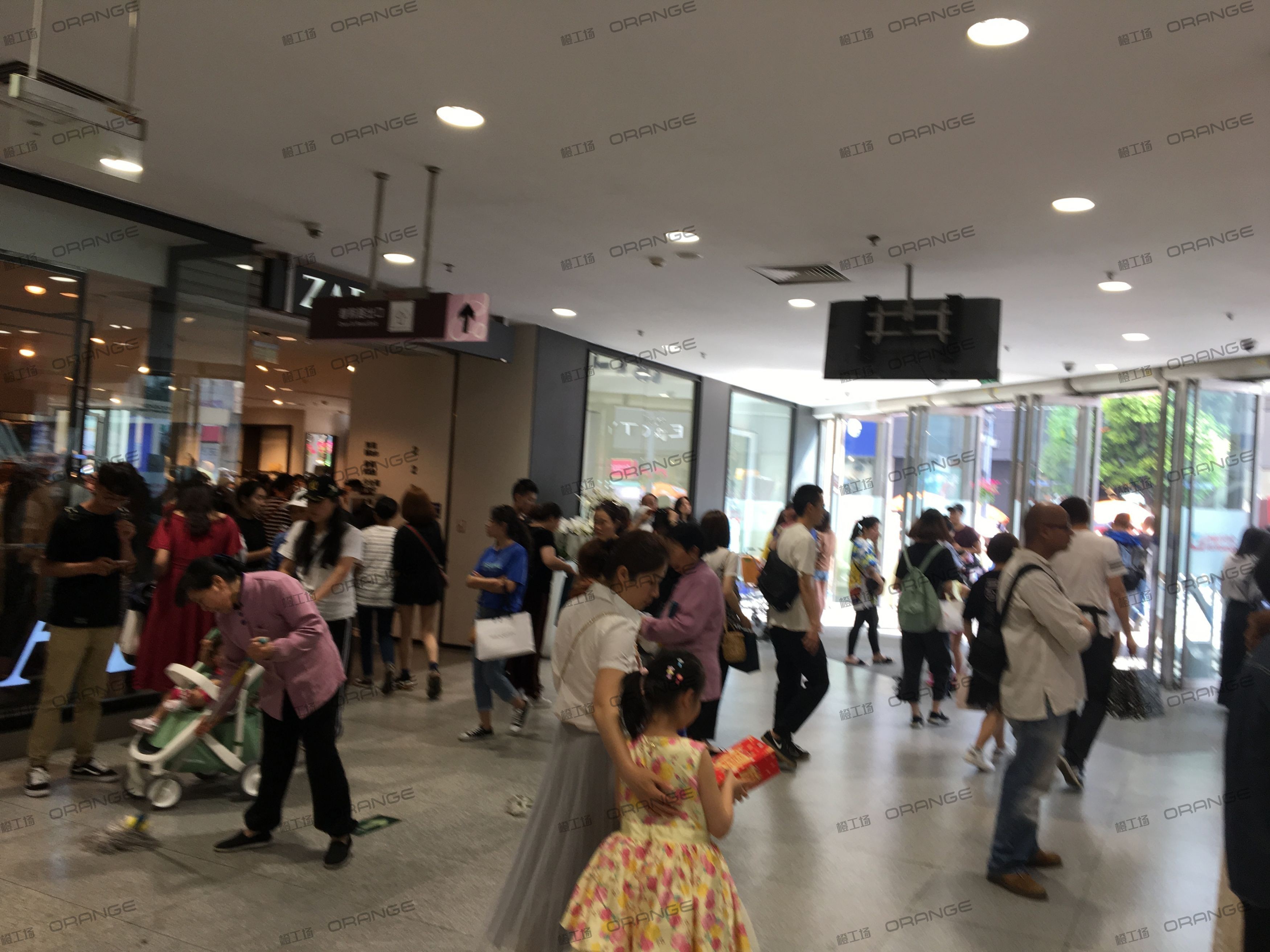 成都伊藤洋华堂（春熙路店）-室内一层西南门内2