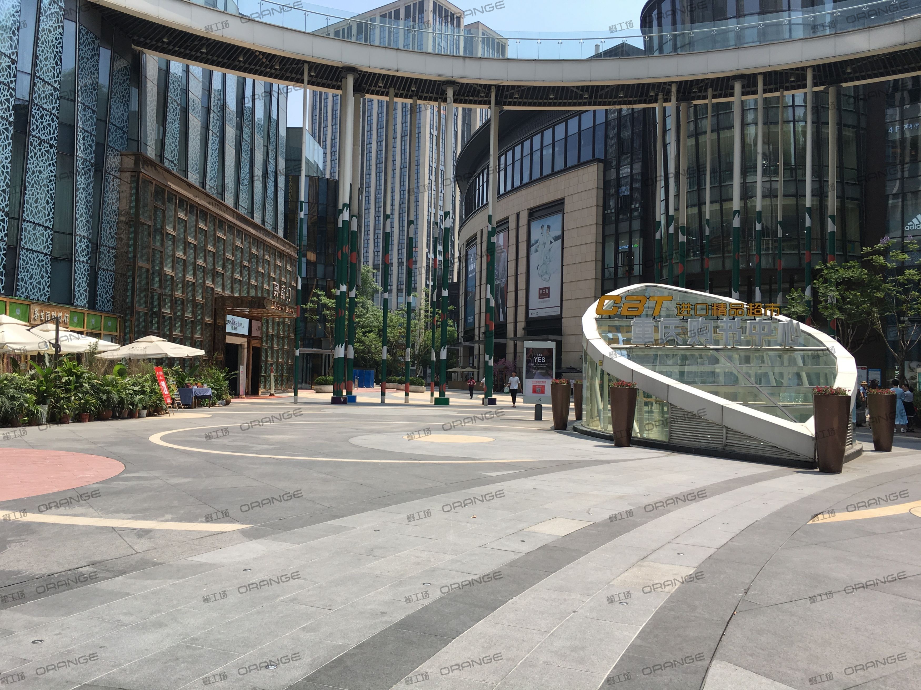 重庆龙湖时代天街C馆-室外喷泉广场南2