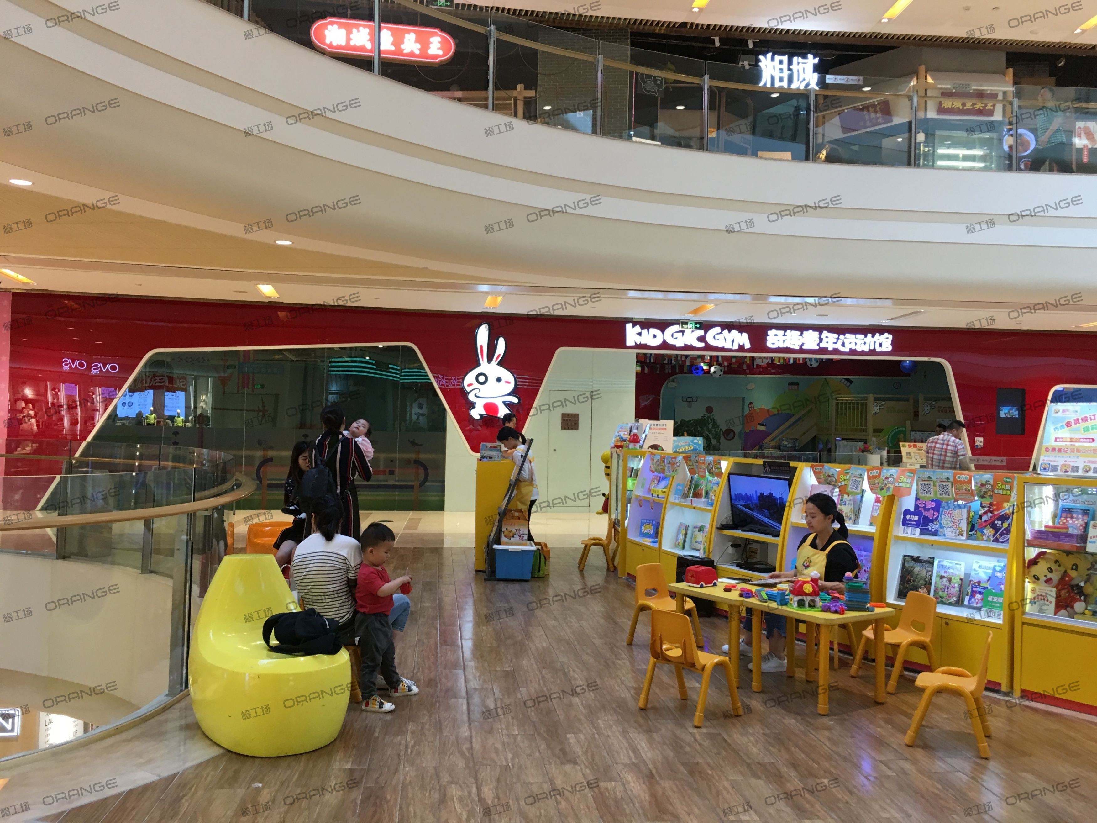 重庆龙湖时代天街C馆-室内三层北侧扶梯南3