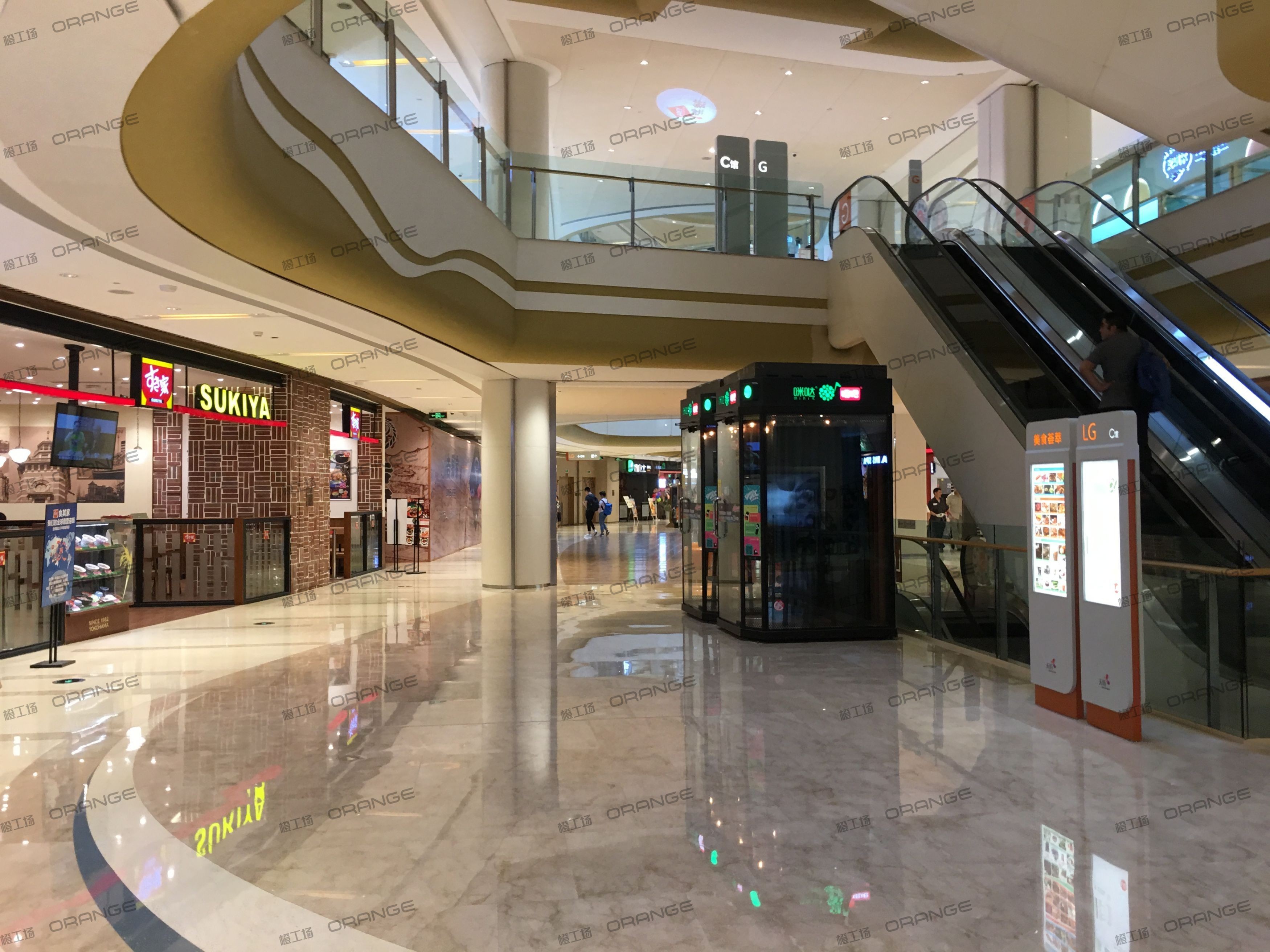 重庆龙湖时代天街C馆-室内B3南侧中庭1