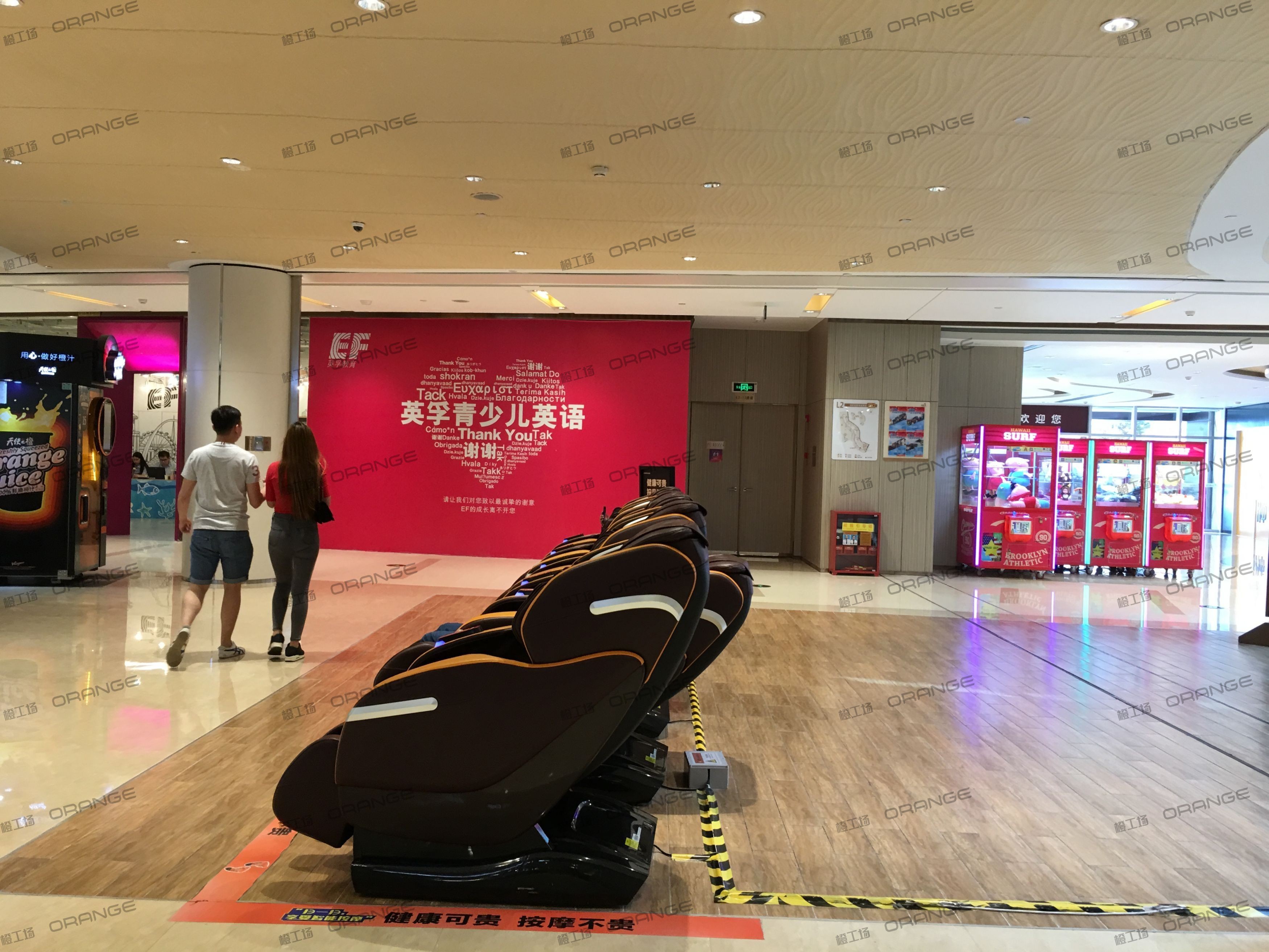 重庆龙湖时代天街C馆-室内二层南侧扶梯北4