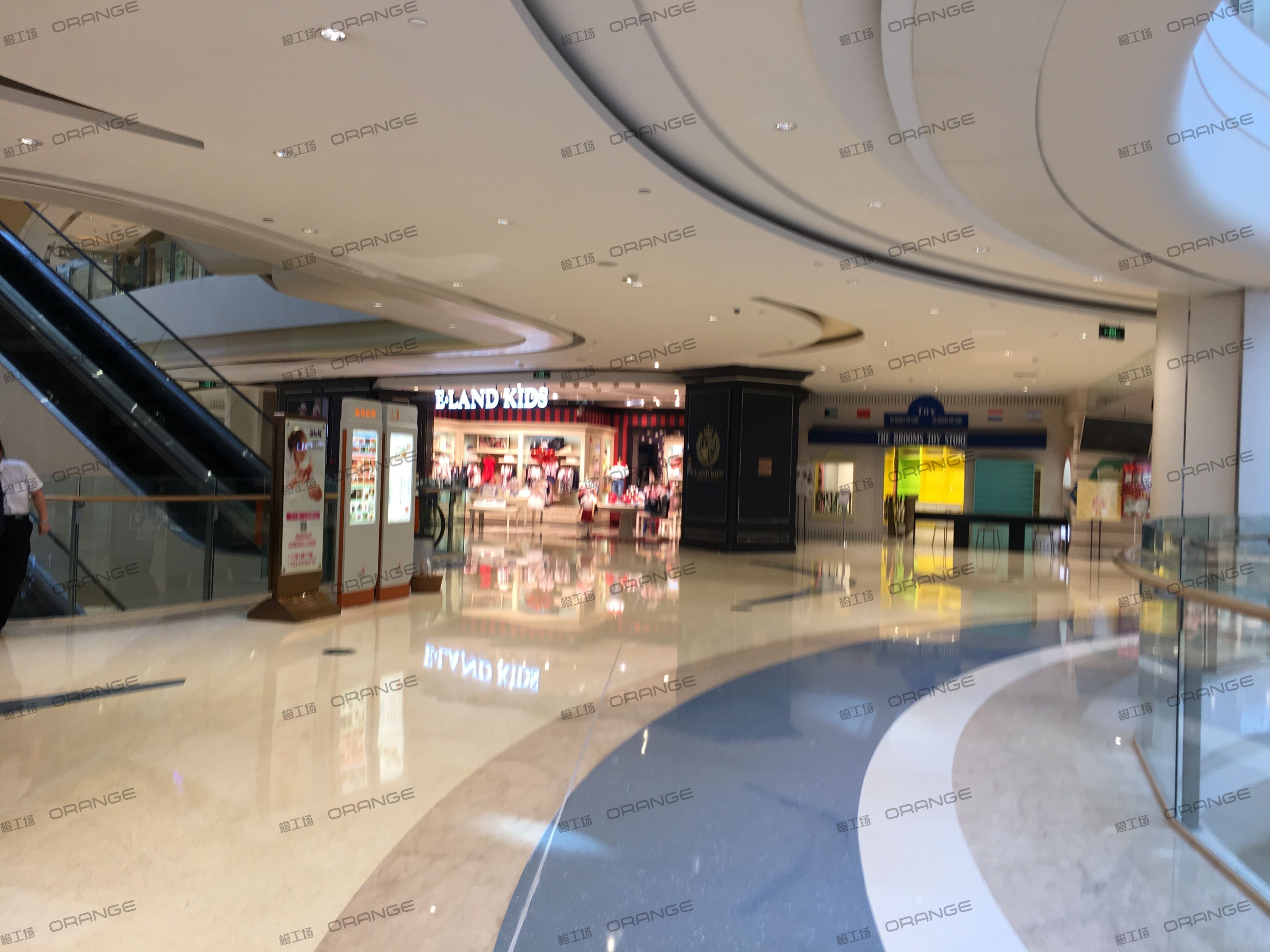 重庆龙湖时代天街C馆-室内三层中侧环廊南2