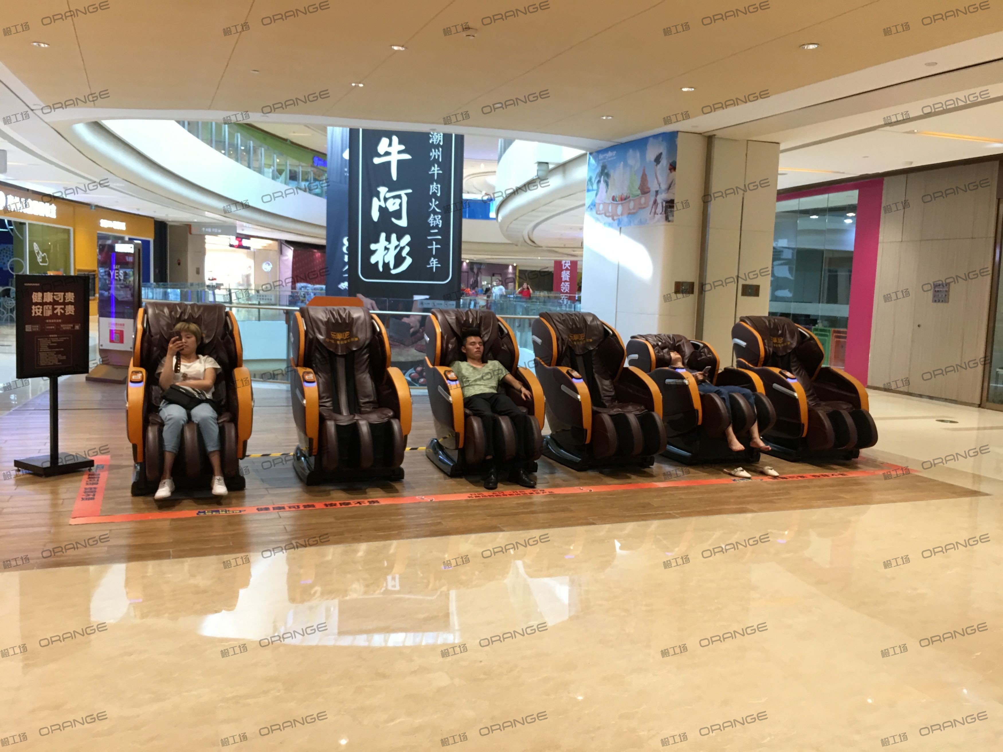 重庆龙湖时代天街C馆-室内二层南侧扶梯北2