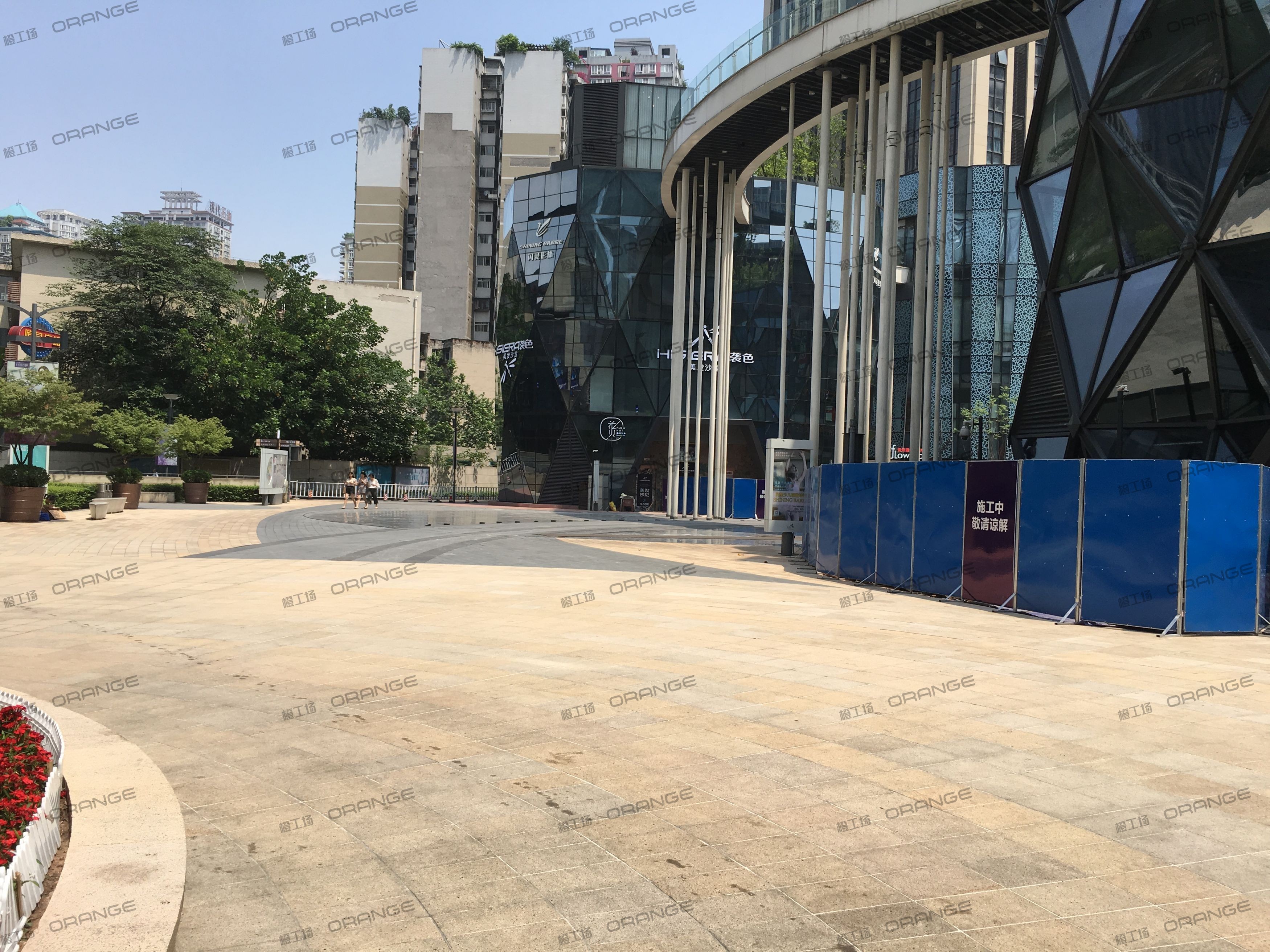 重庆龙湖时代天街C馆-室外喷泉广场西北侧3
