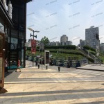 重庆龙湖时代天街C馆-室外南侧C馆12号门门前10