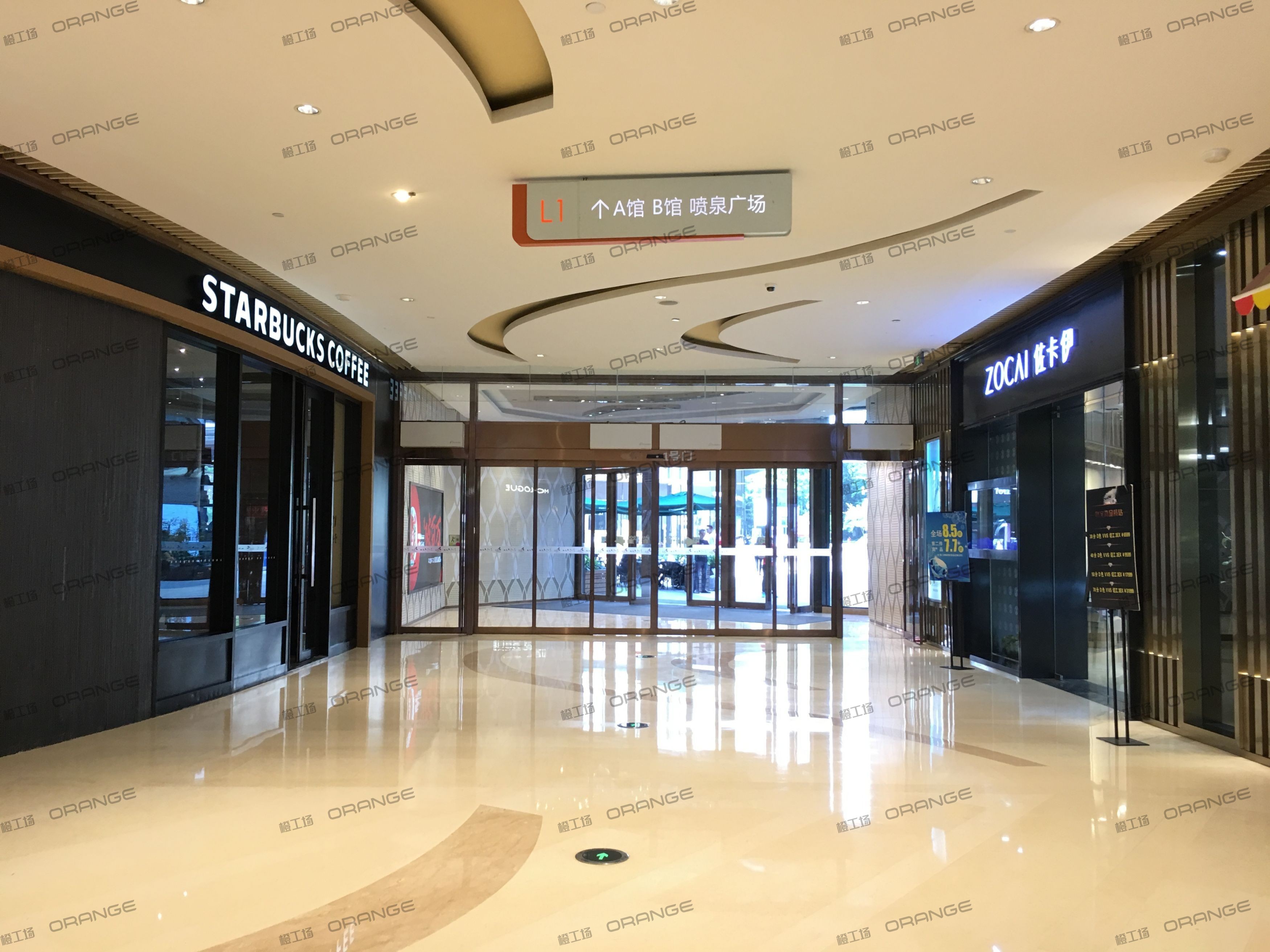 重庆龙湖时代天街C馆-室内一层北侧1号门门内3