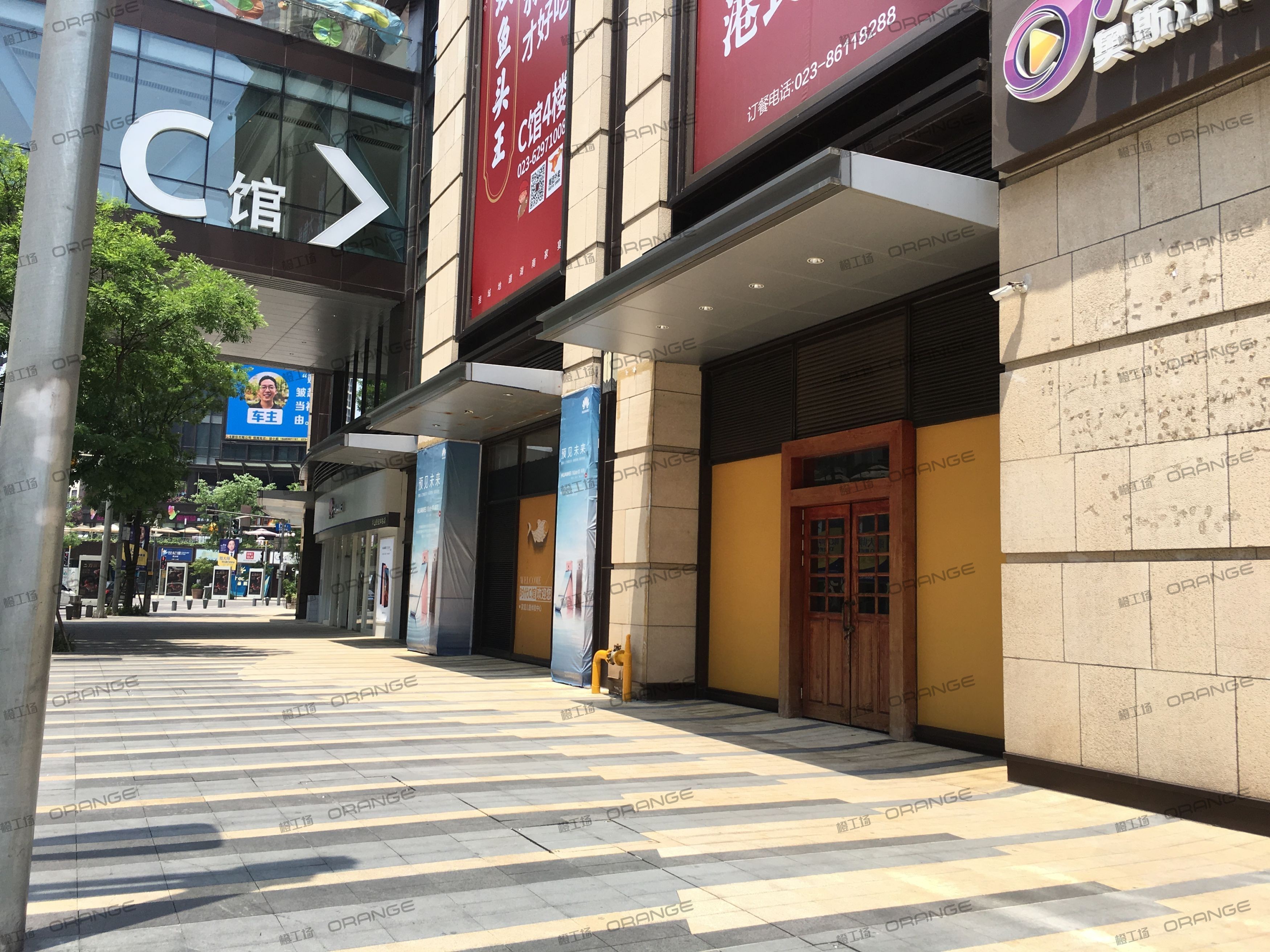 重庆龙湖时代天街C馆-室外南侧C馆12号西侧广场4