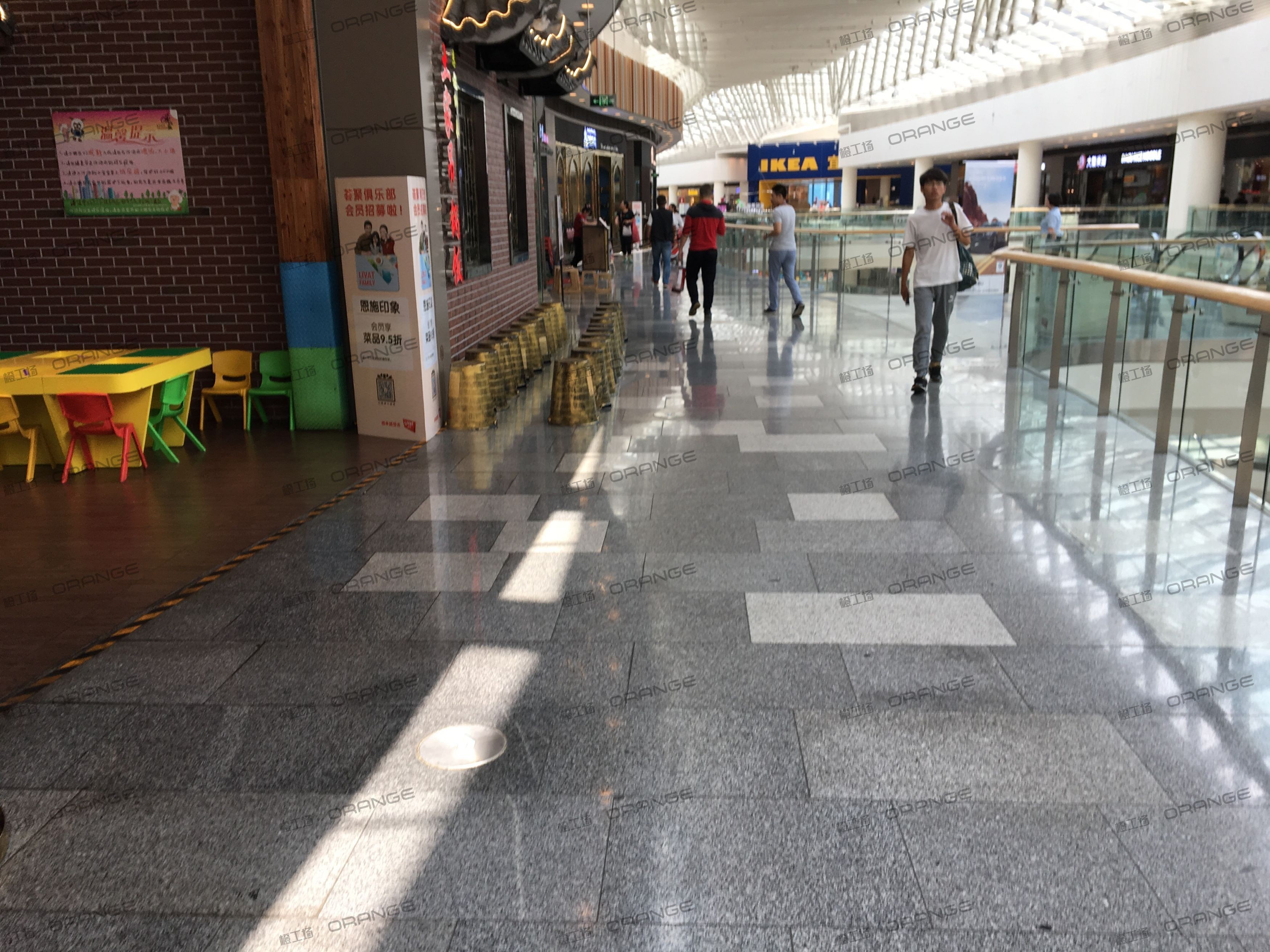 武汉荟聚购物中心-室内三层东北侧环廊南一3