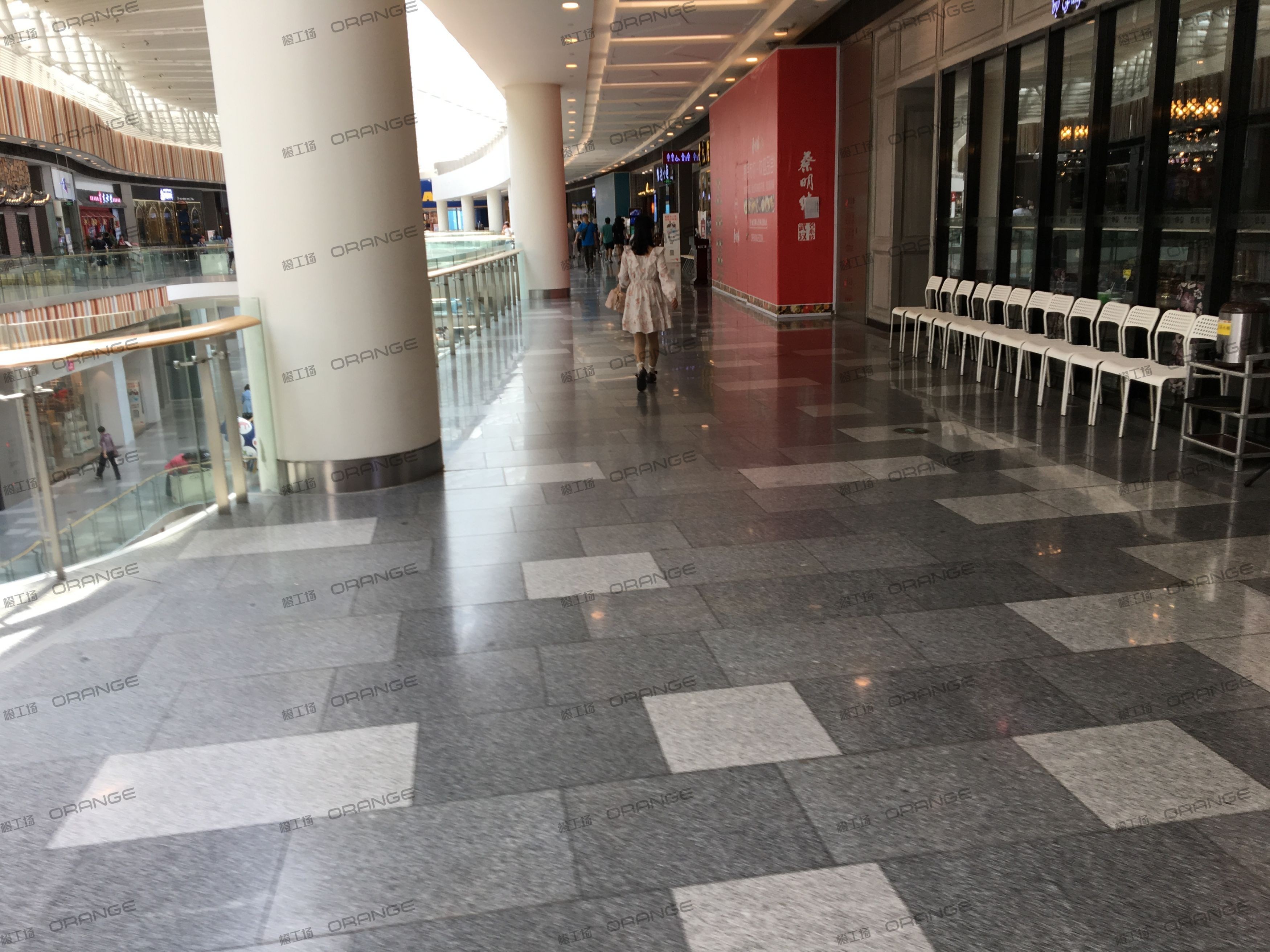 武汉荟聚购物中心-室内三层东北侧环廊北一1