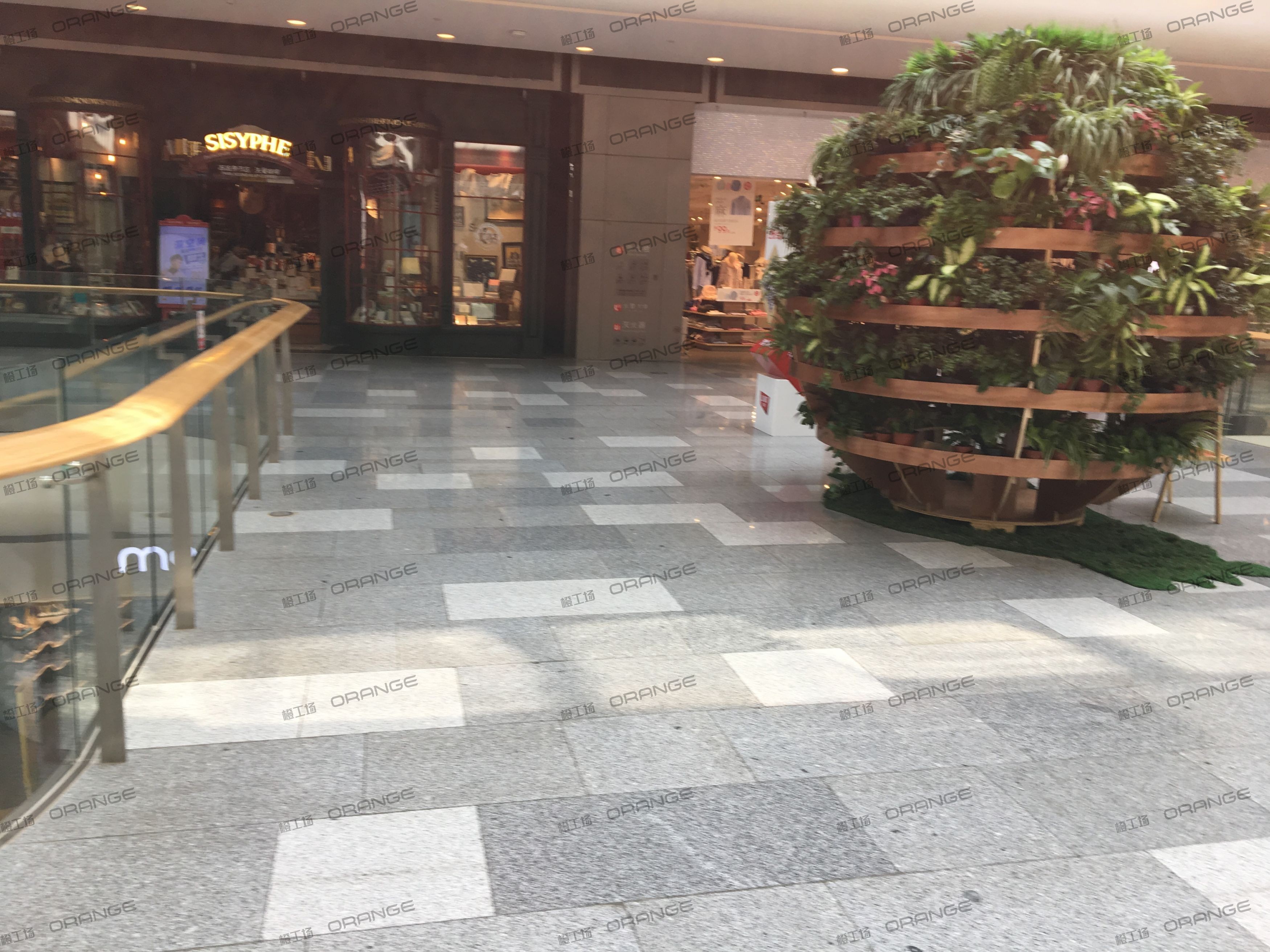 武汉荟聚购物中心-室内二层南侧环廊北1