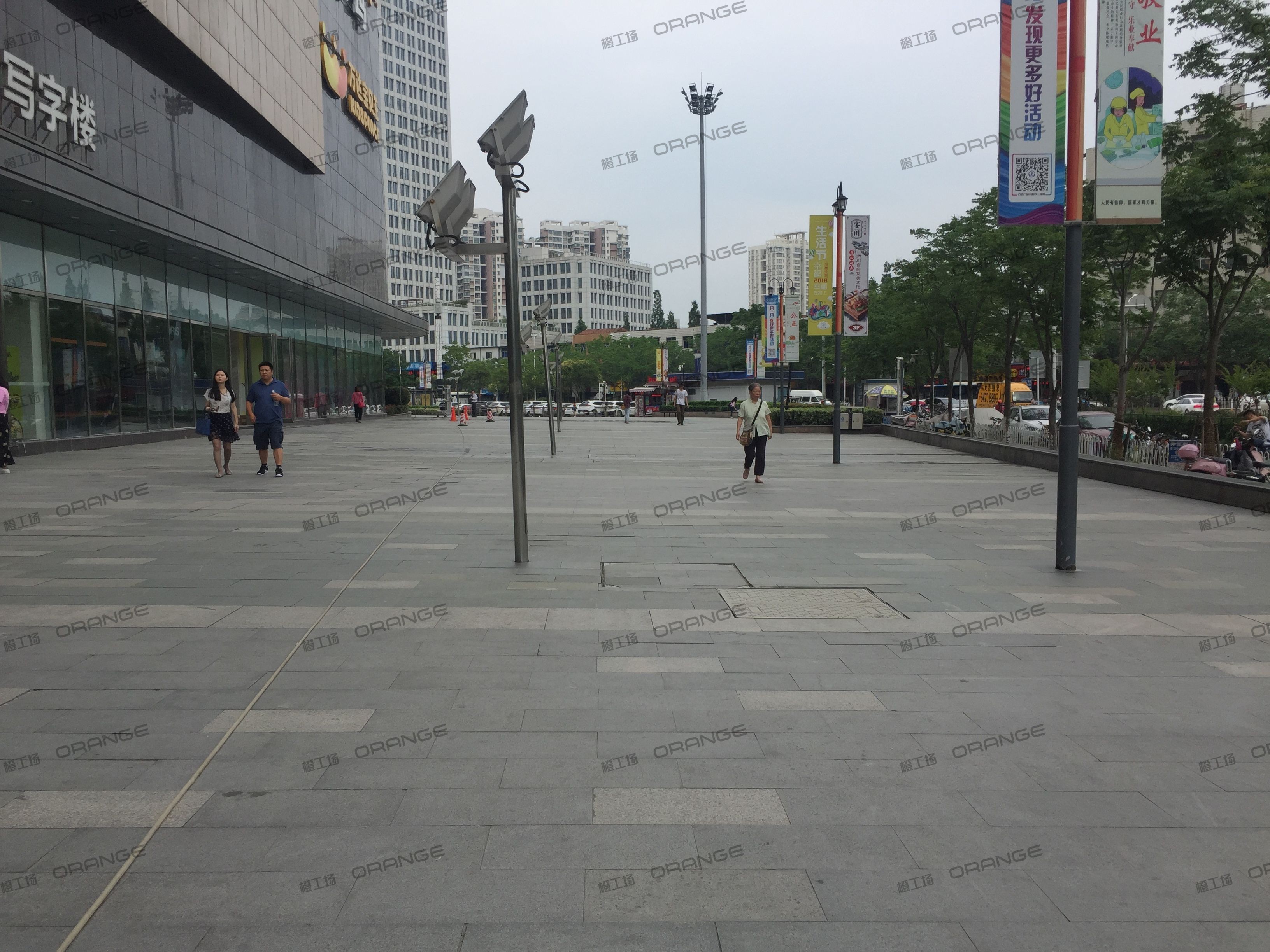 武汉菱角湖万达广场-室外南侧门前二3