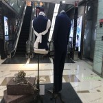 武汉群光广场-室内五层东扶梯南9