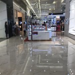 武汉群光广场-室内北侧东门中庭1