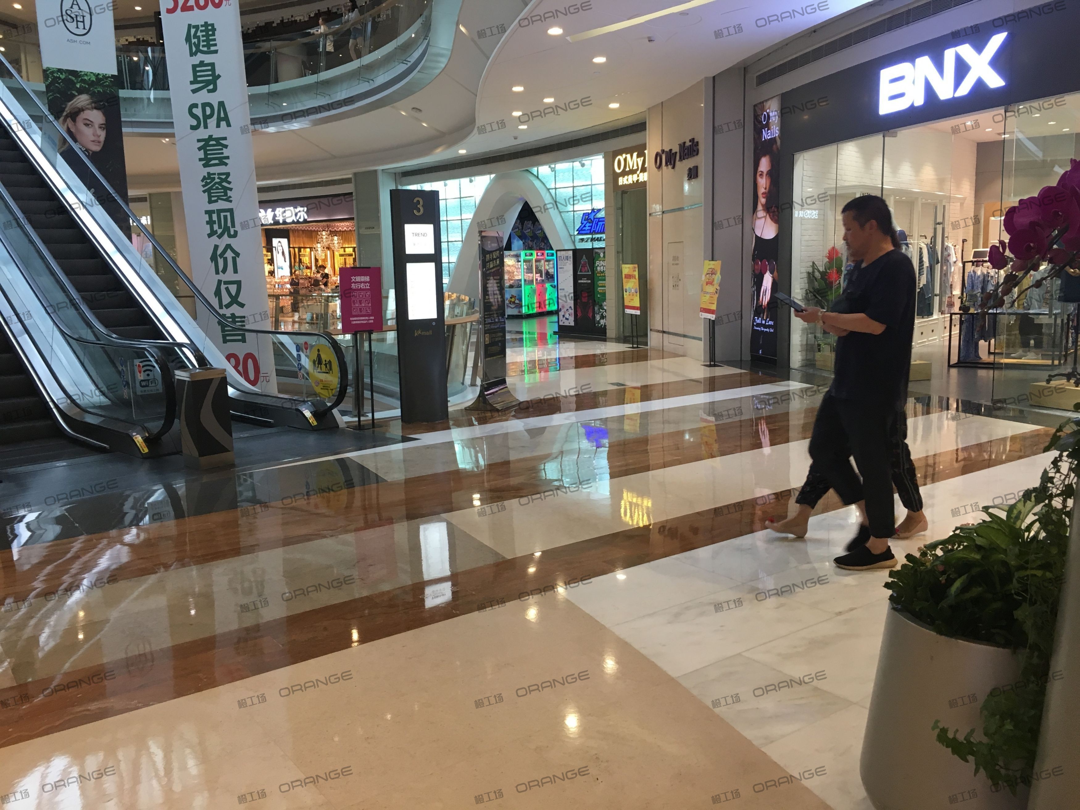 深圳京基百纳空间（KK MALL）-室内三层北侧环廊间过道2