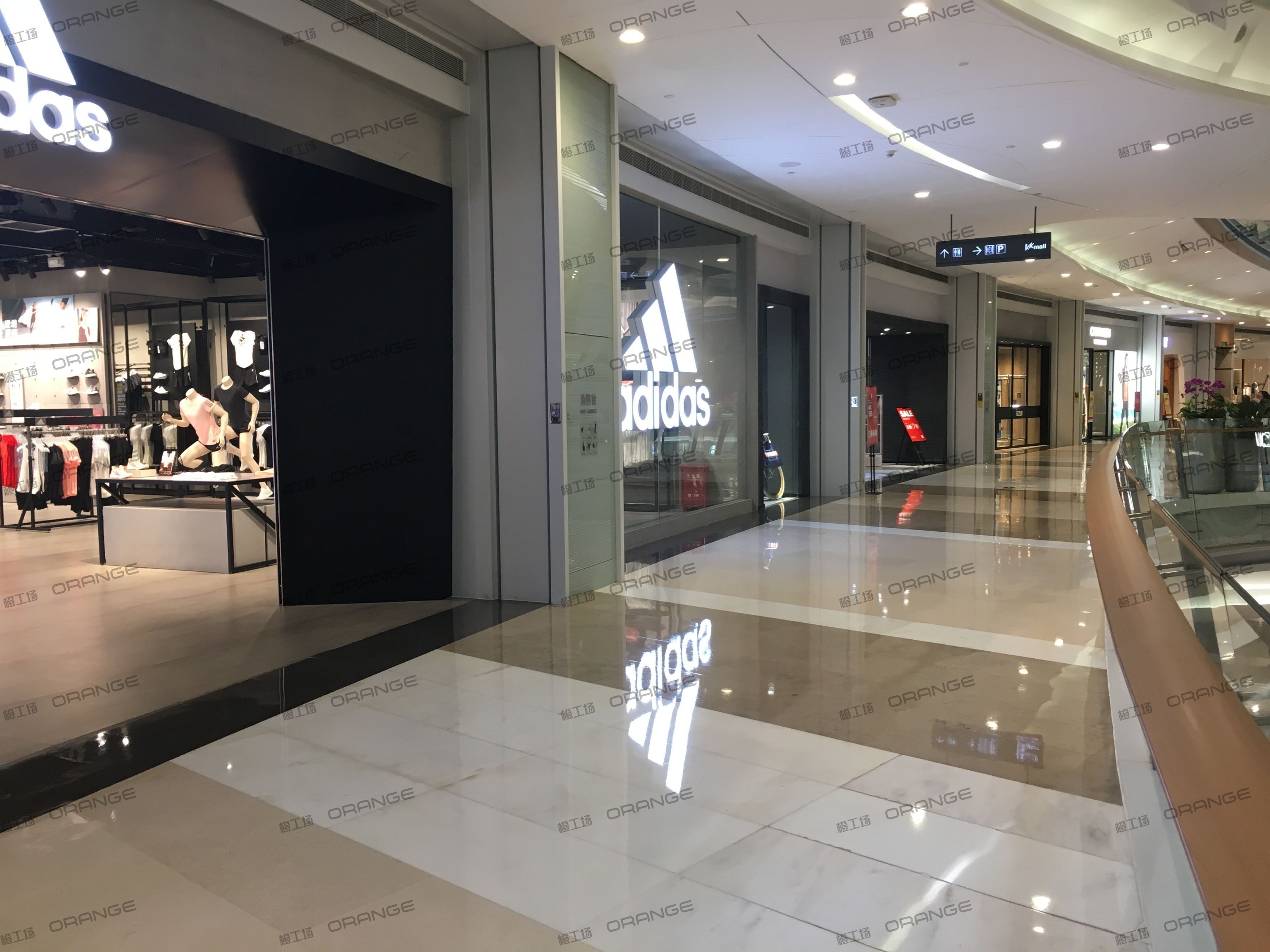 深圳京基百纳空间（KK MALL）-室内二层南侧过道2